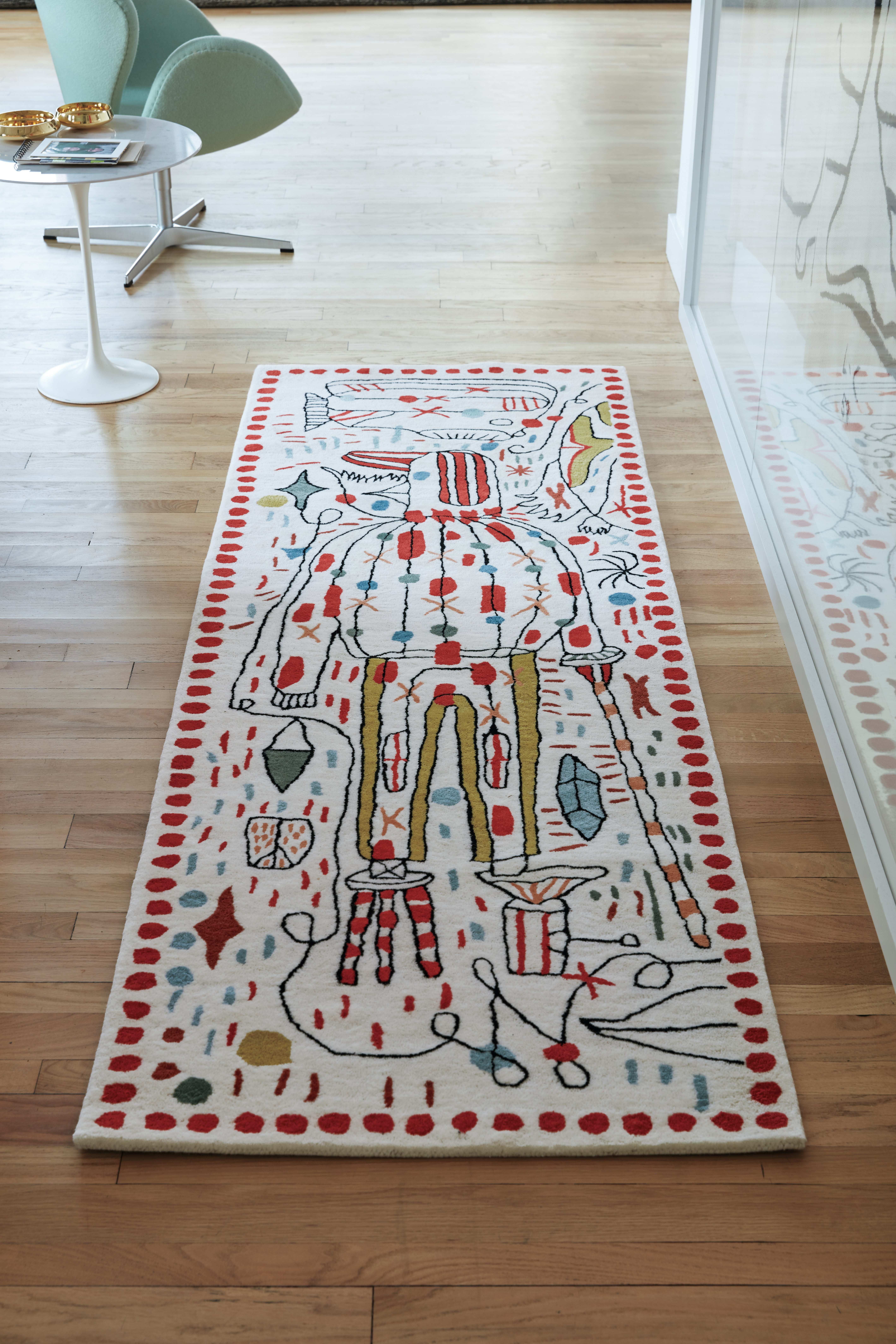 Hayon X Nani Runner on wood floor