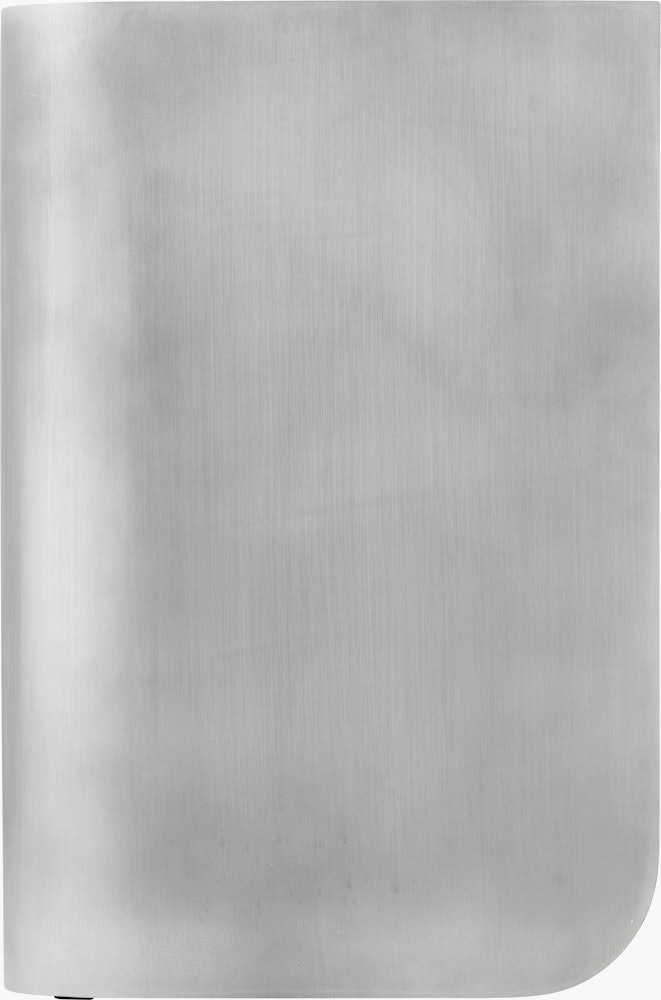 Volume Outdoor Side Table in Aluminum