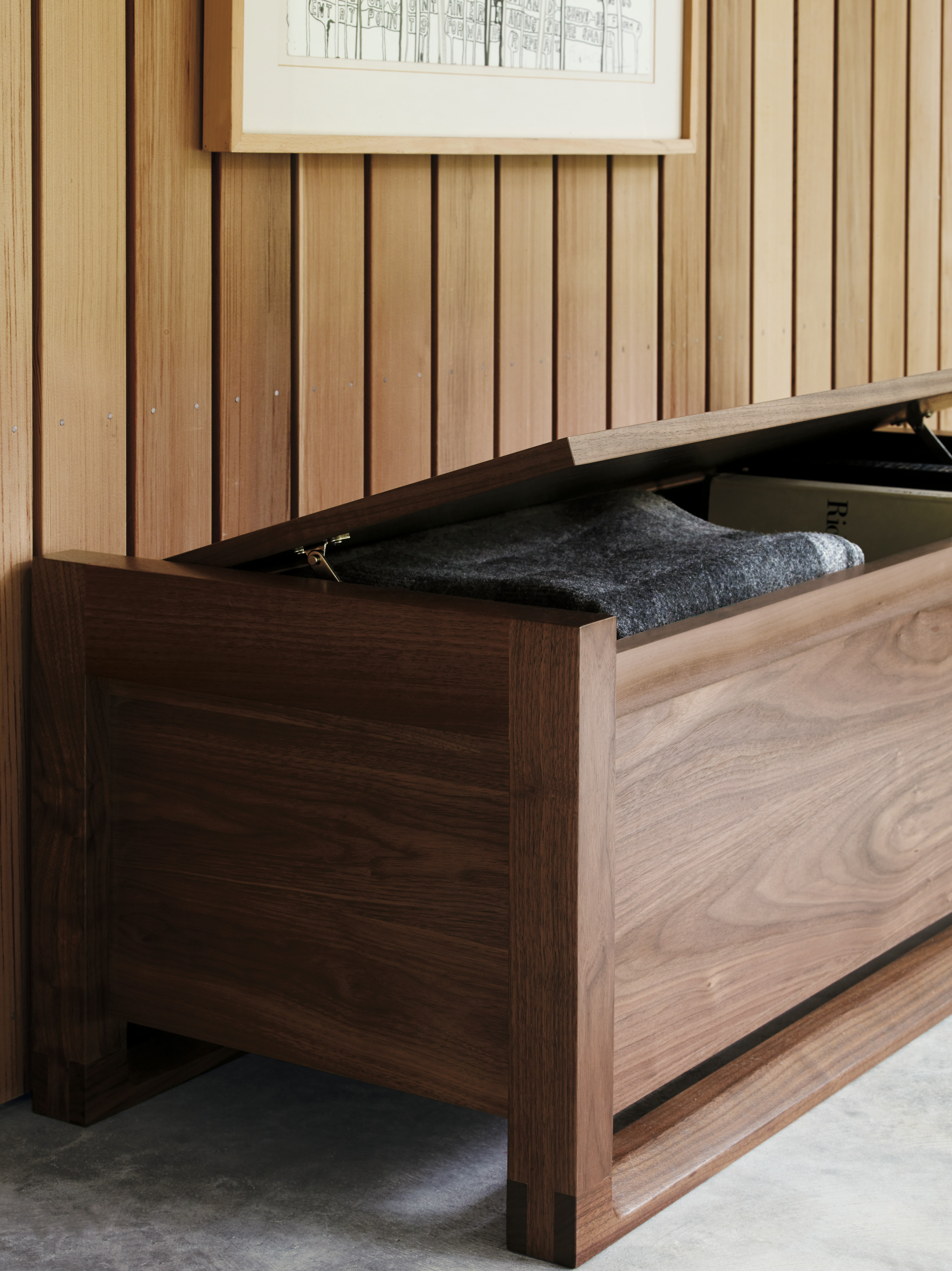Matera Storage Bench