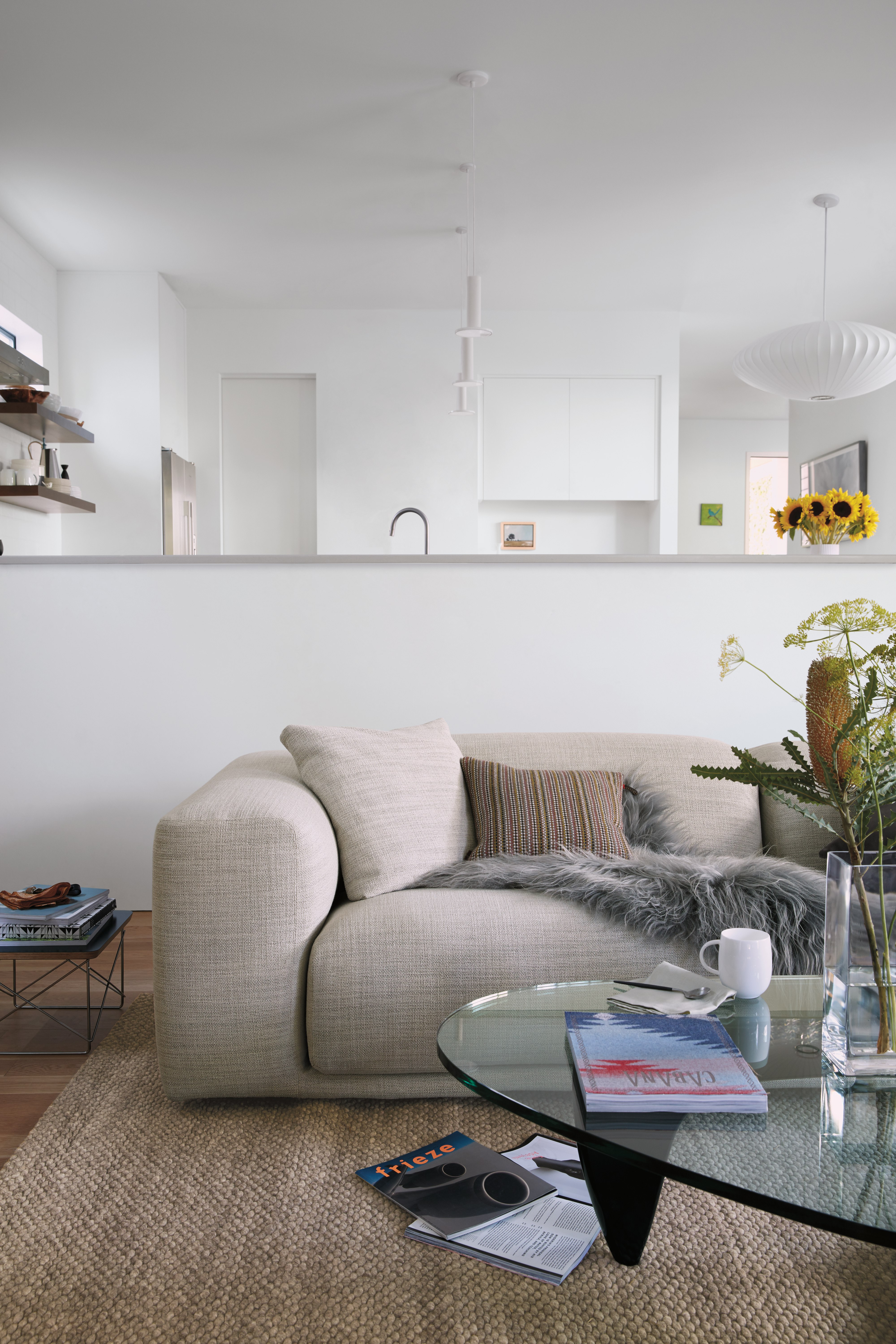 3 Steps to Choosing the Right Sofa or Sectional for Your Living Room