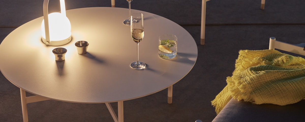 Sommer Coffee Table