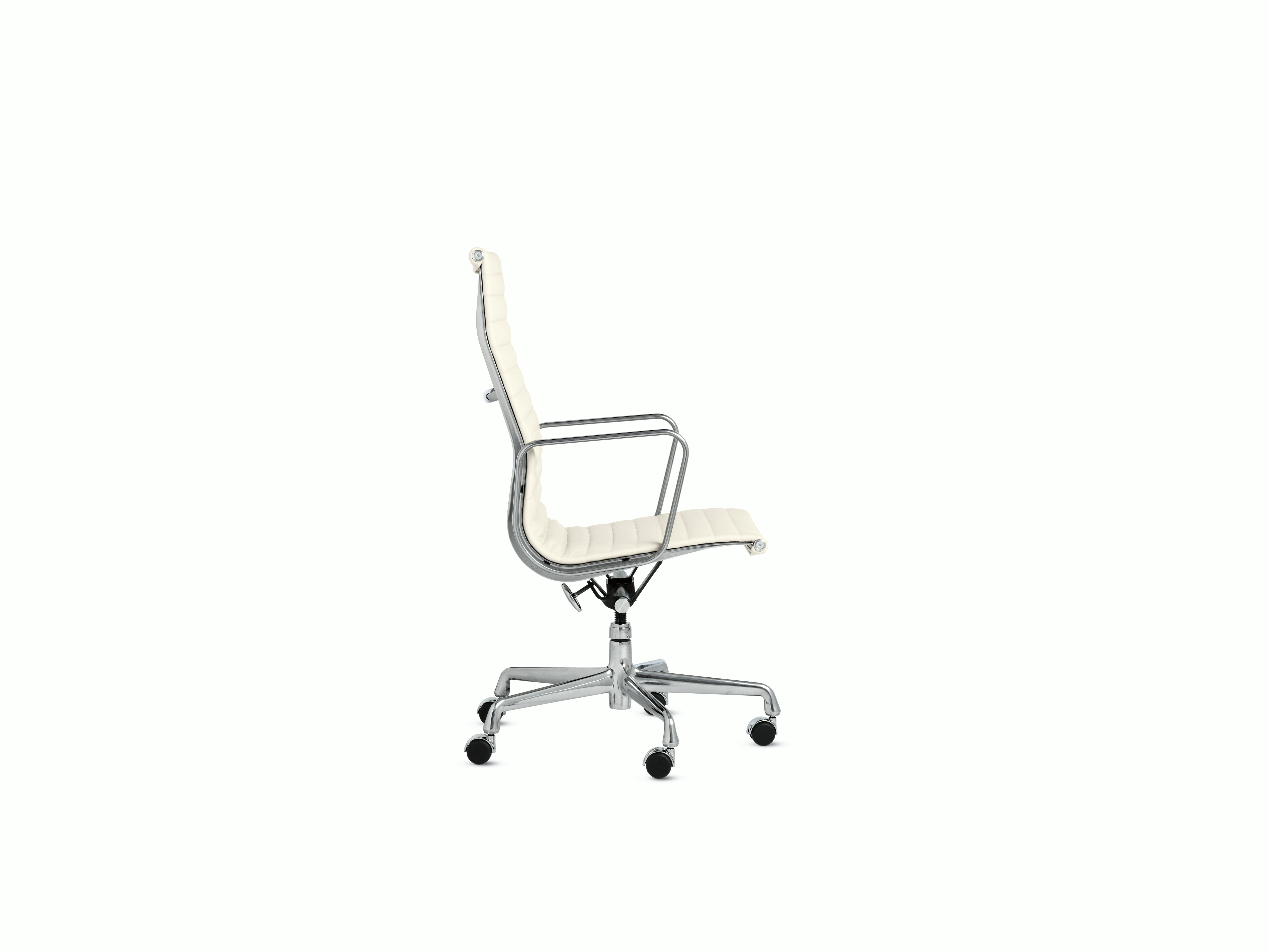 Eames Aluminum Group Executive Chair