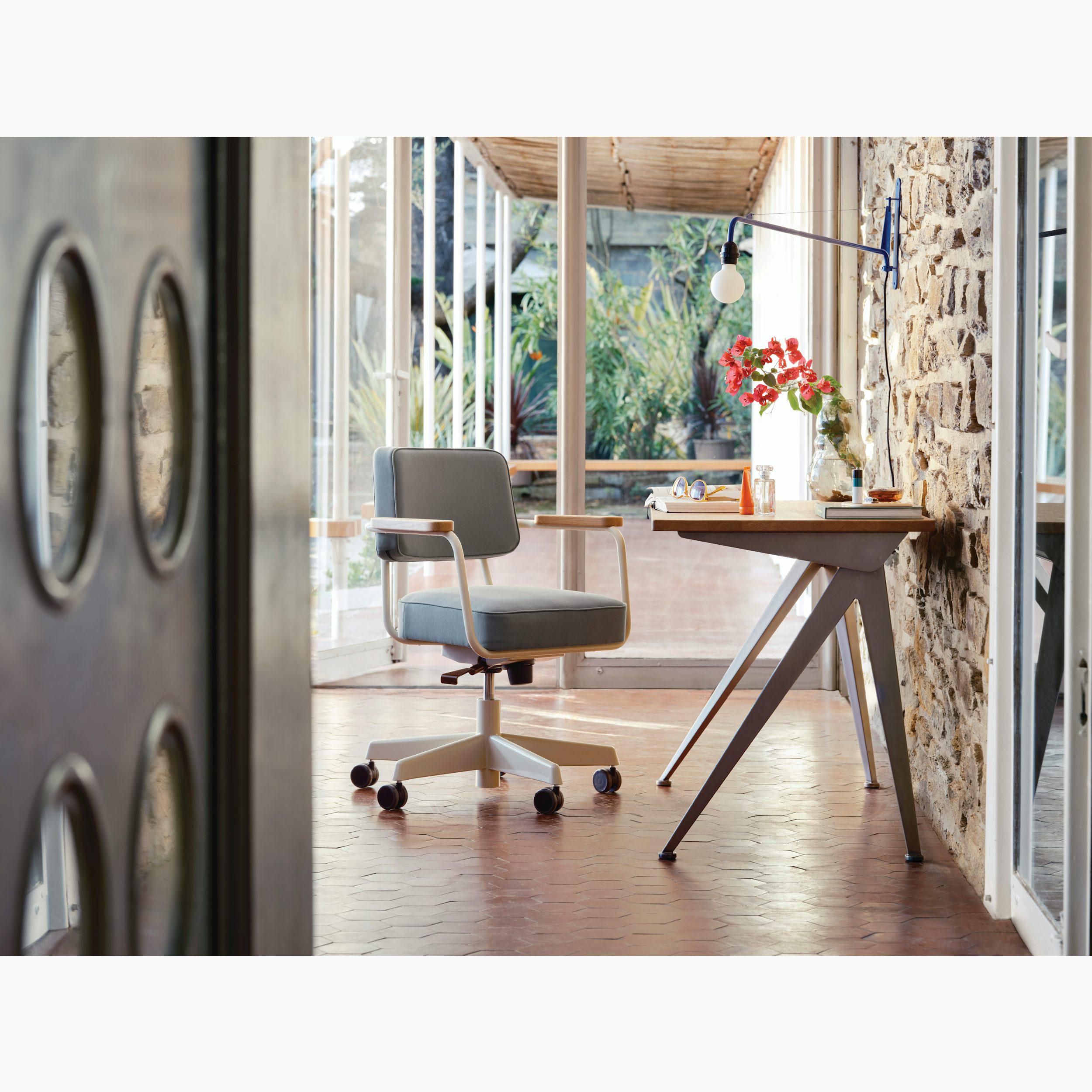 Petite Potence Lamp – Design Within Reach Petite Potence Lamp – Design Within Reach