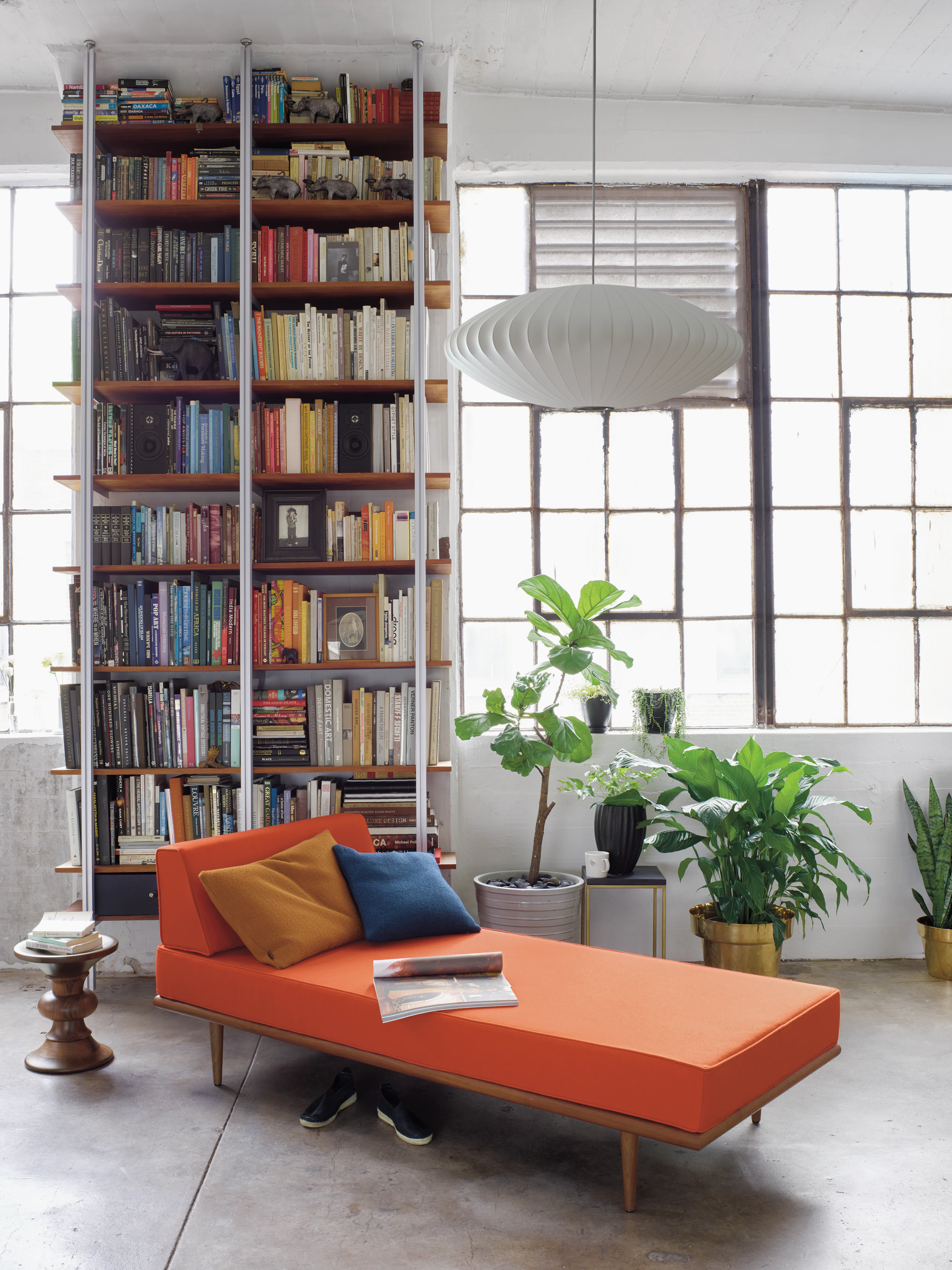 Nelson Daybed with Side Bolster