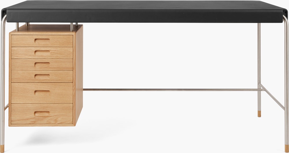AJ52 Desk - 55.1x27.6, Black Leather / Oiled Oak