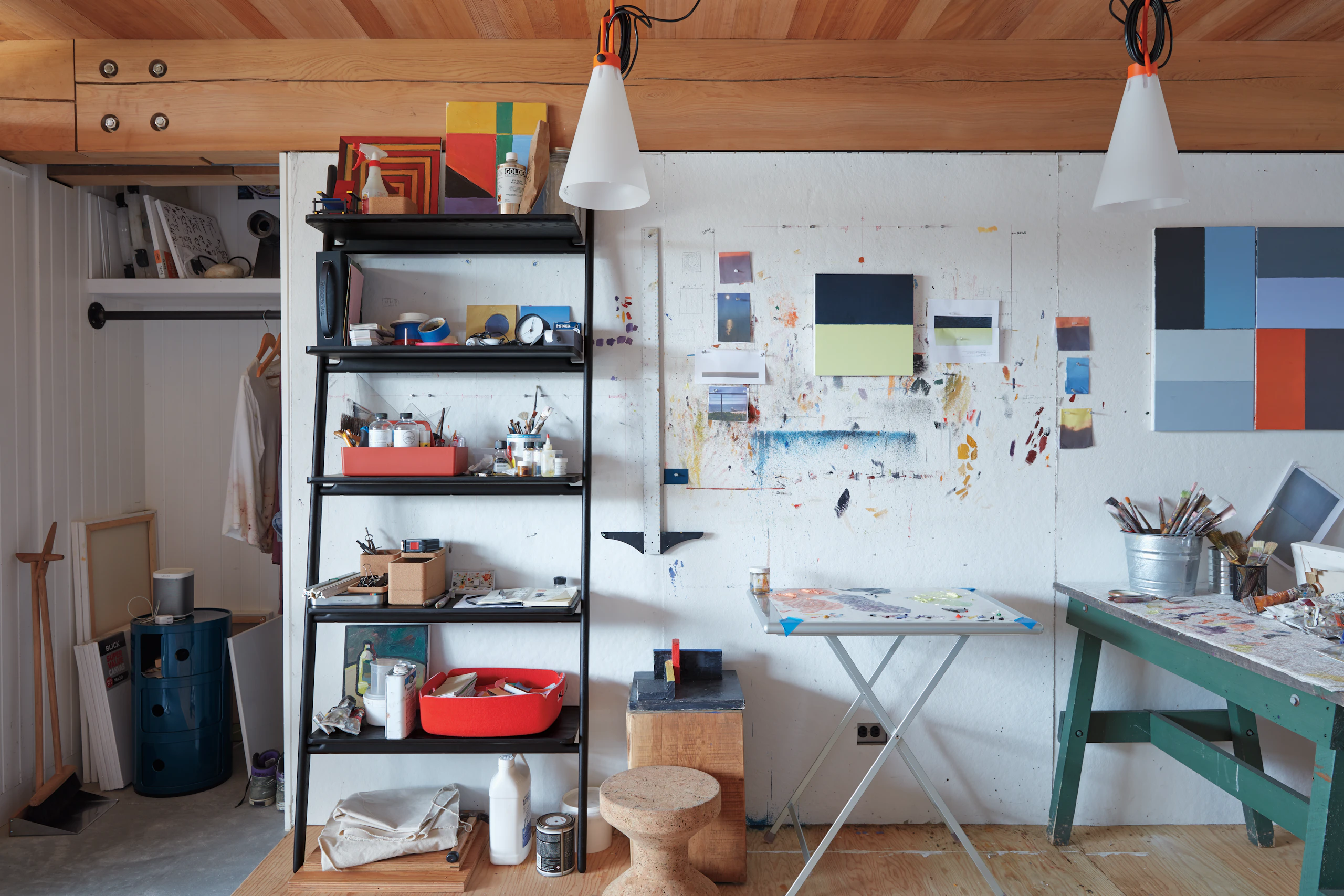 Folk Ladder Shelving