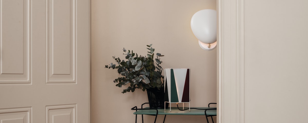 Cobra Wall Sconce
