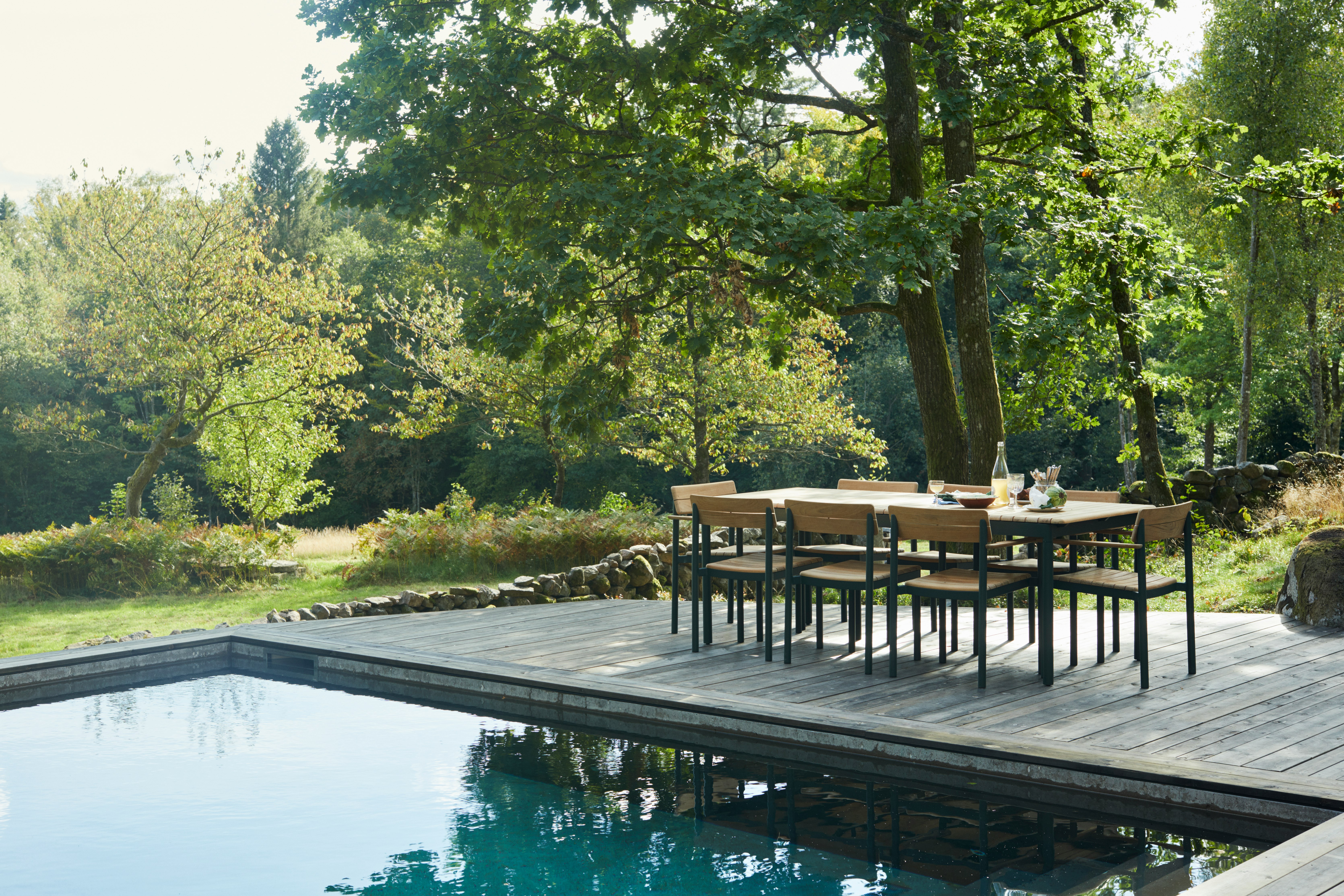 Pelagus Dining Table