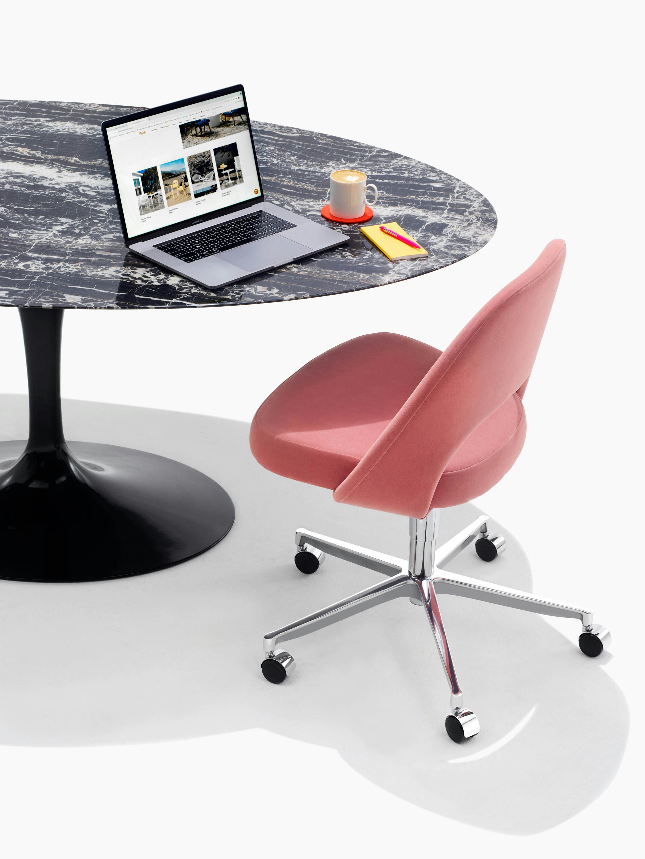 Saarinen Executive Office Side Chair