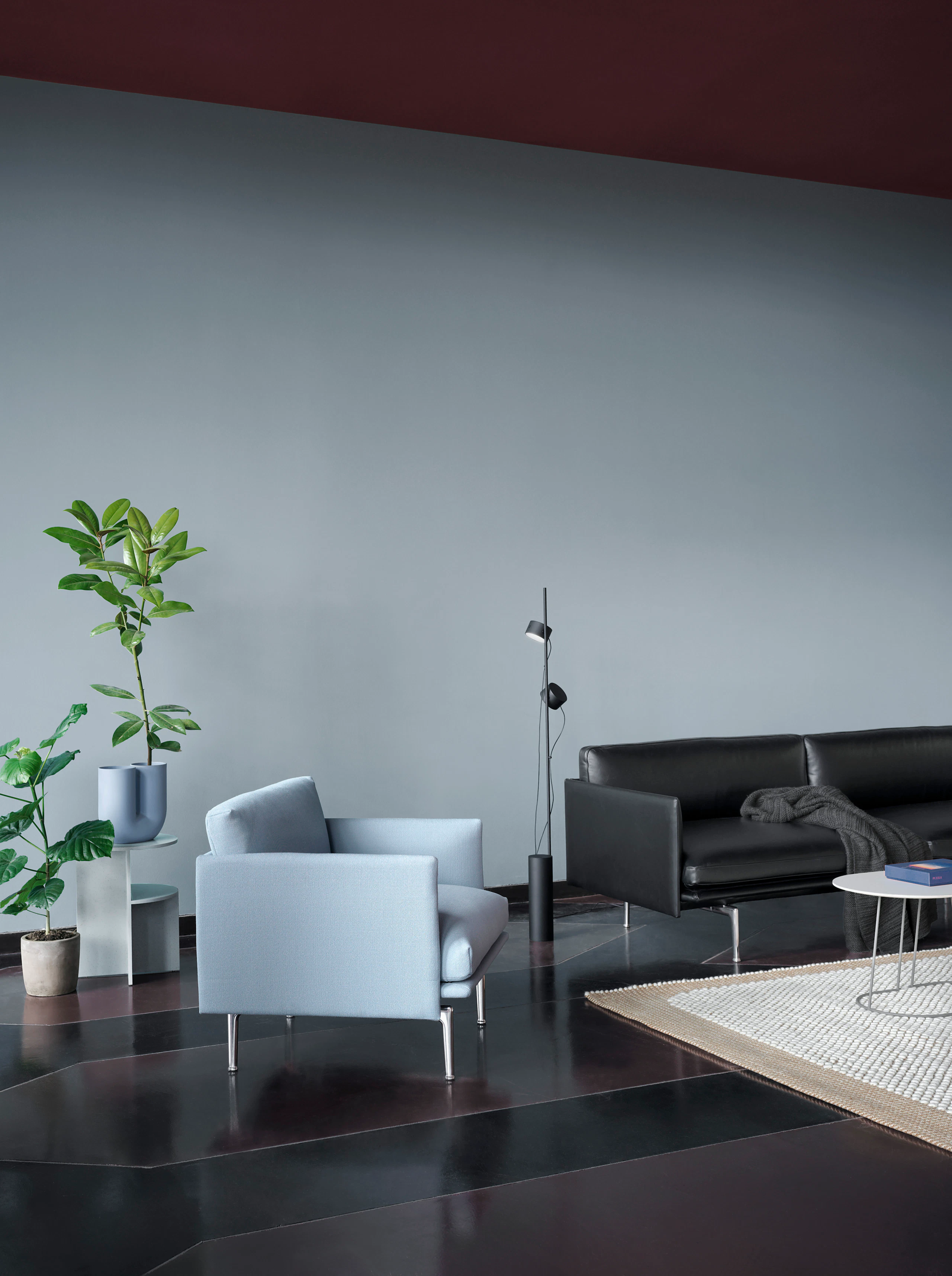 Outline Sofa 3-Seater