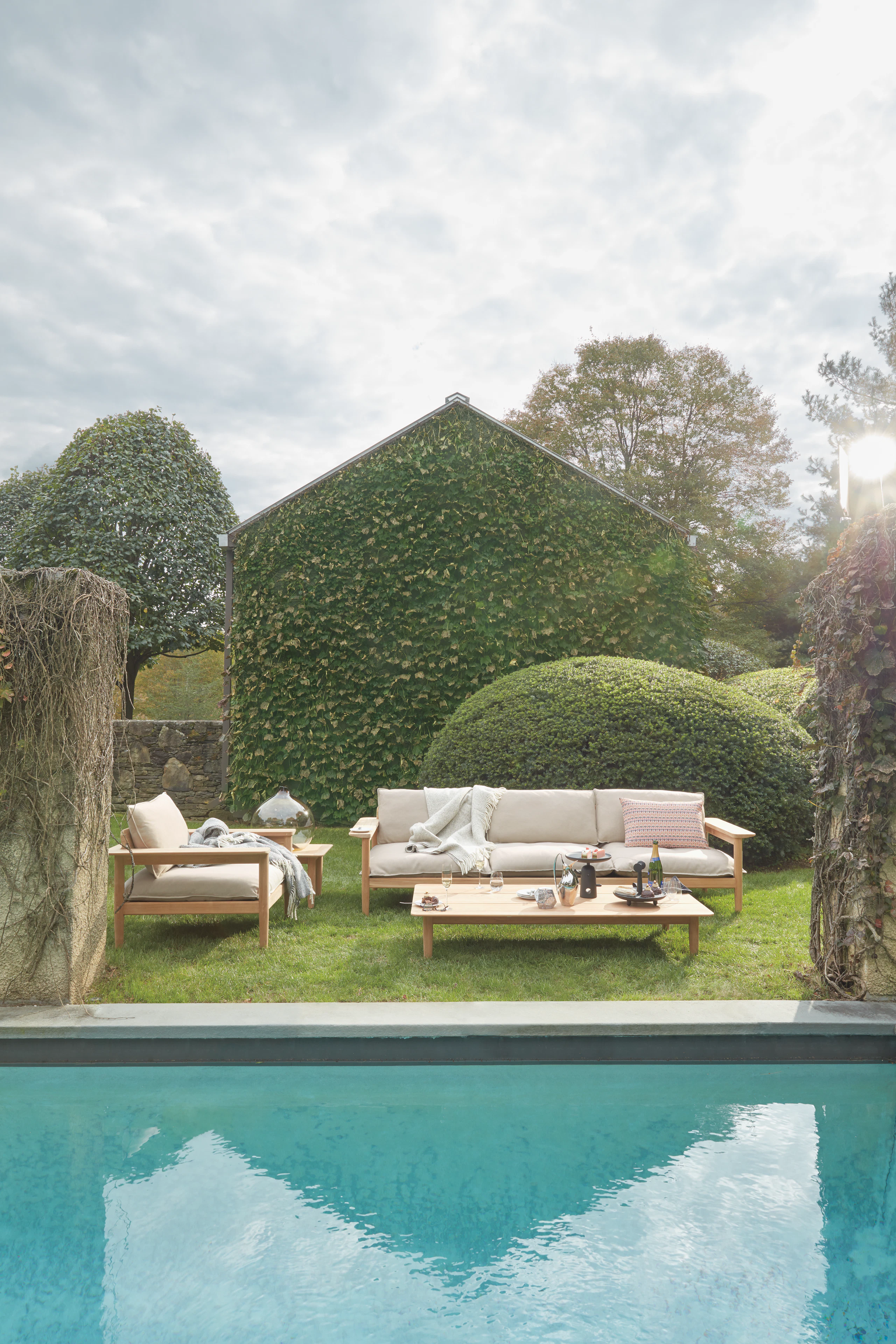 Terassi Three Seater Sofa by Pool