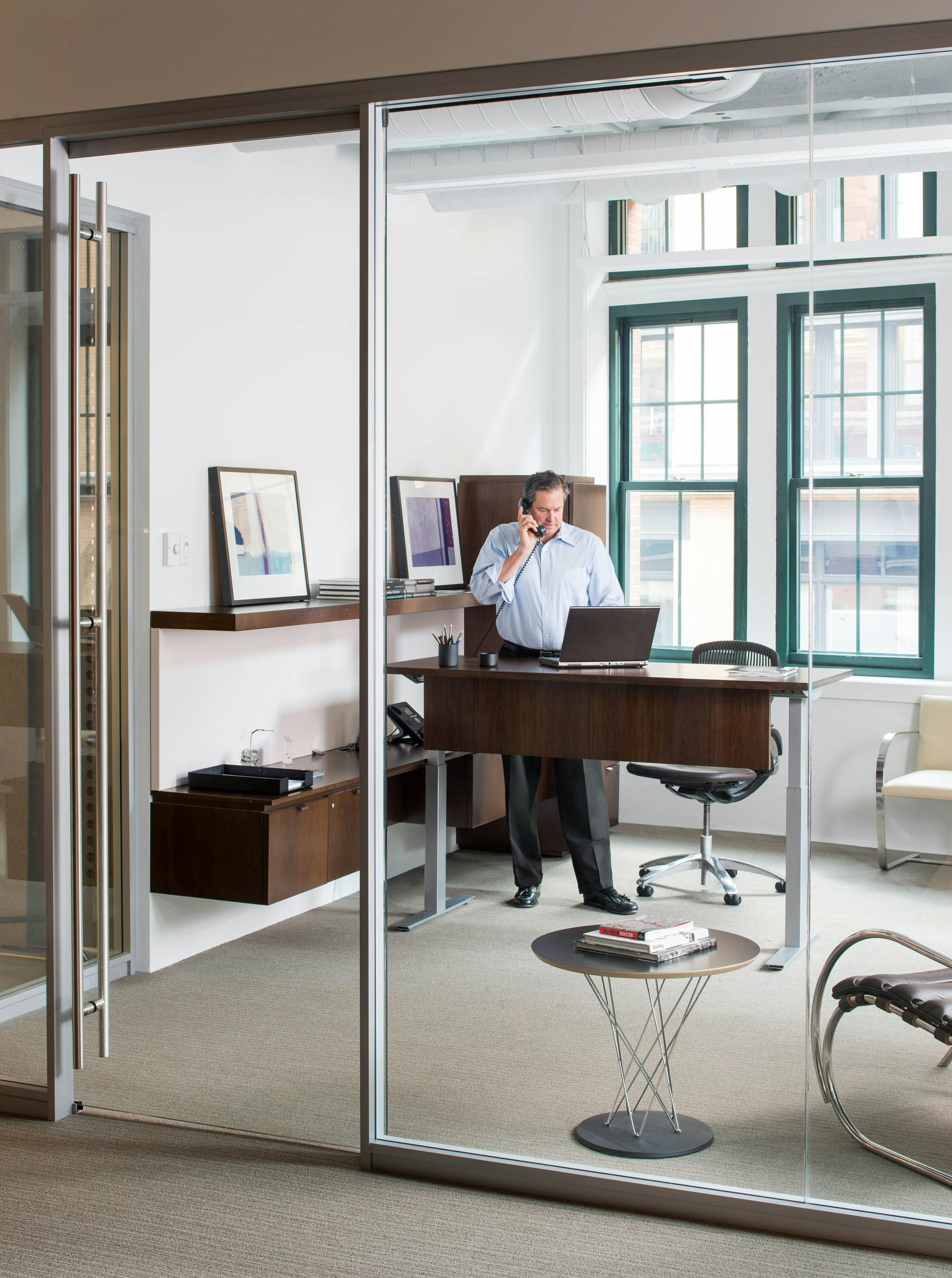 Knoll standing online desk