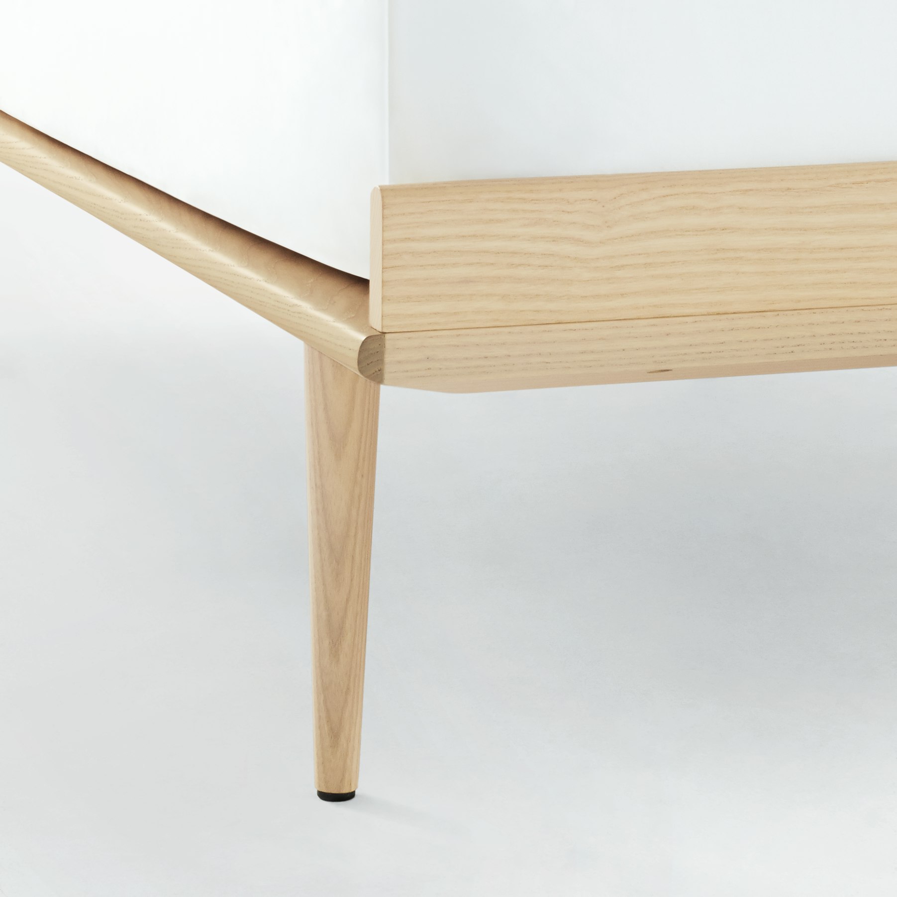 Nelson Thin Edge Bed, Queen