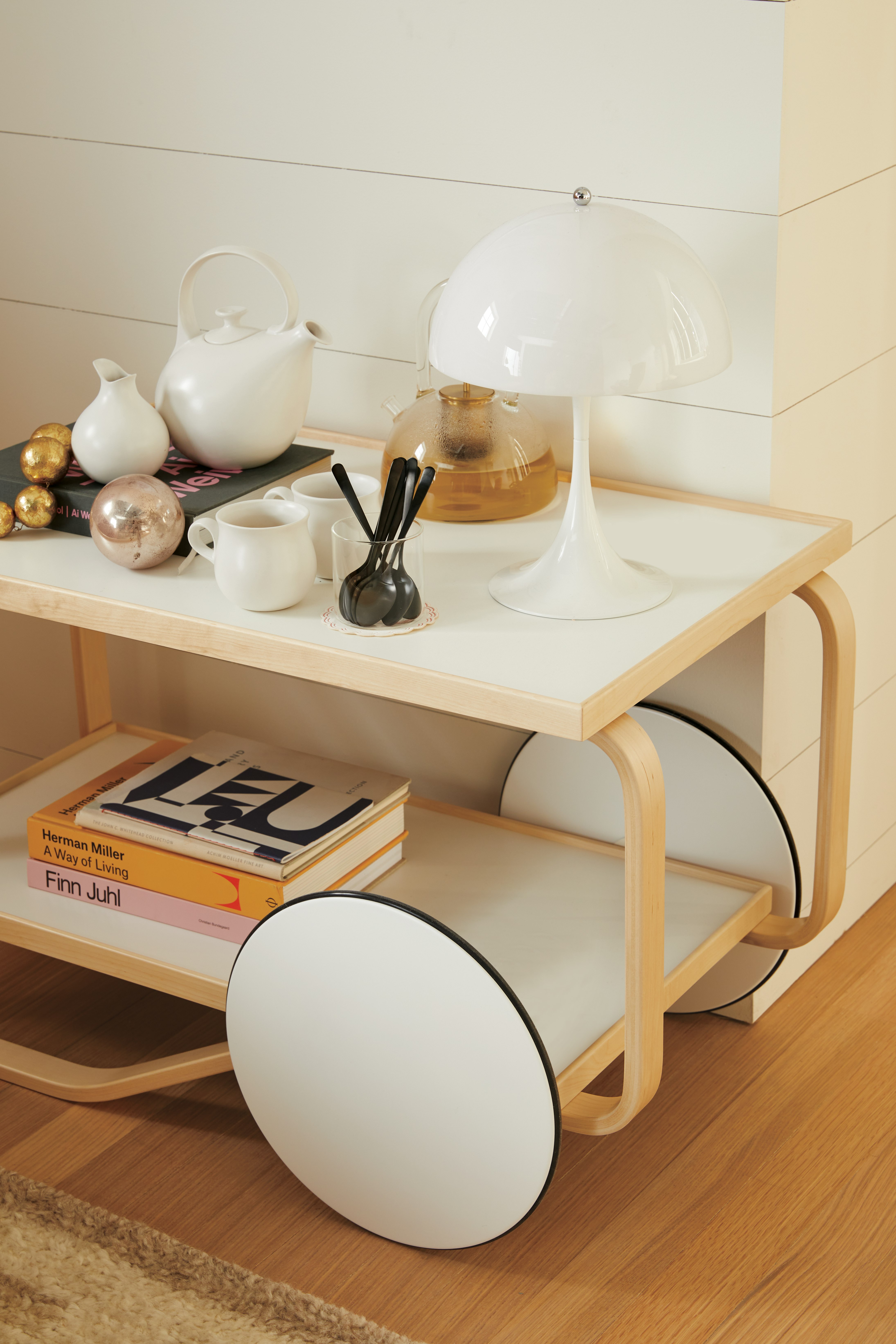Aalto Tea Trolley 901
