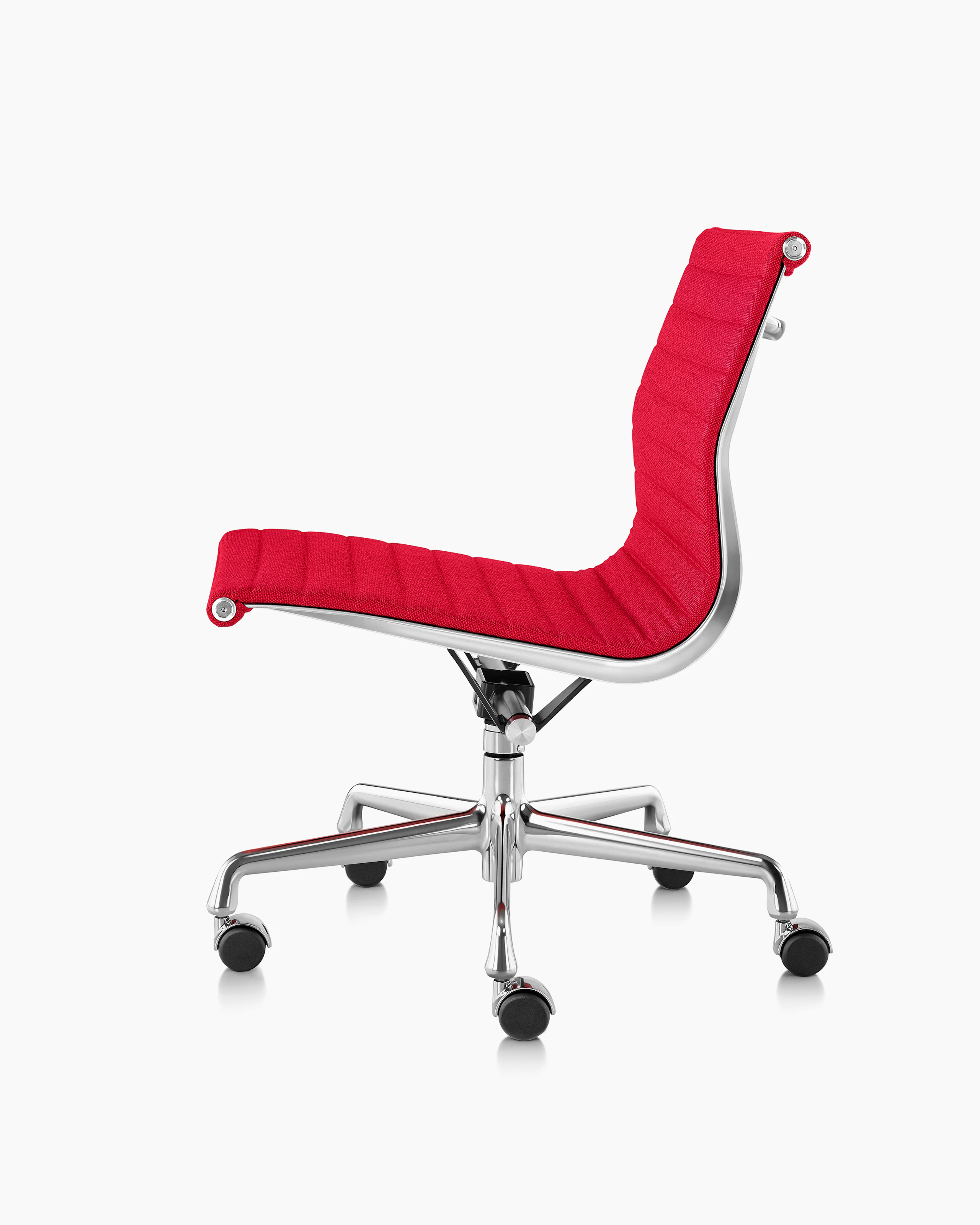Eames Aluminum Group Management Chair
