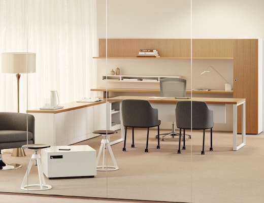 Multi-Use Private Office Knoll Essentials Reff Profiles private office Life chair Remix side chair Piton stool D