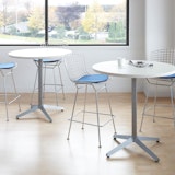 Dividends Horizon High Meeting Table with Bertoia bar stools