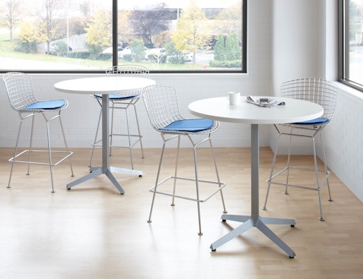 Dividends Horizon Dividends Horizon High Meeting Table with Bertoia bar stools
