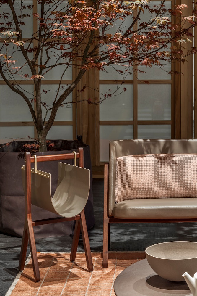 Ren Magazine Rack – Design Within Reach