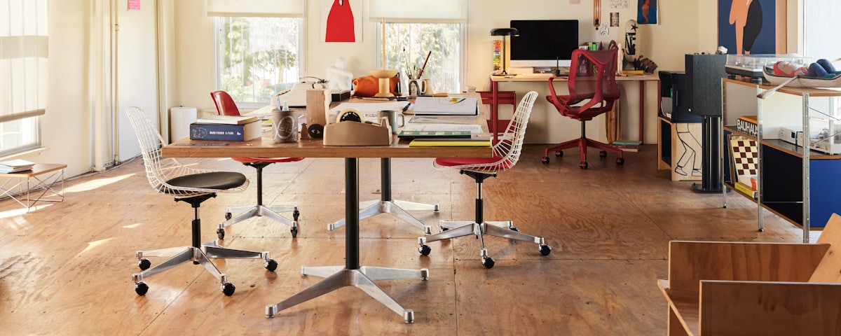 Eames Molded Fiberglass Task Side Chair