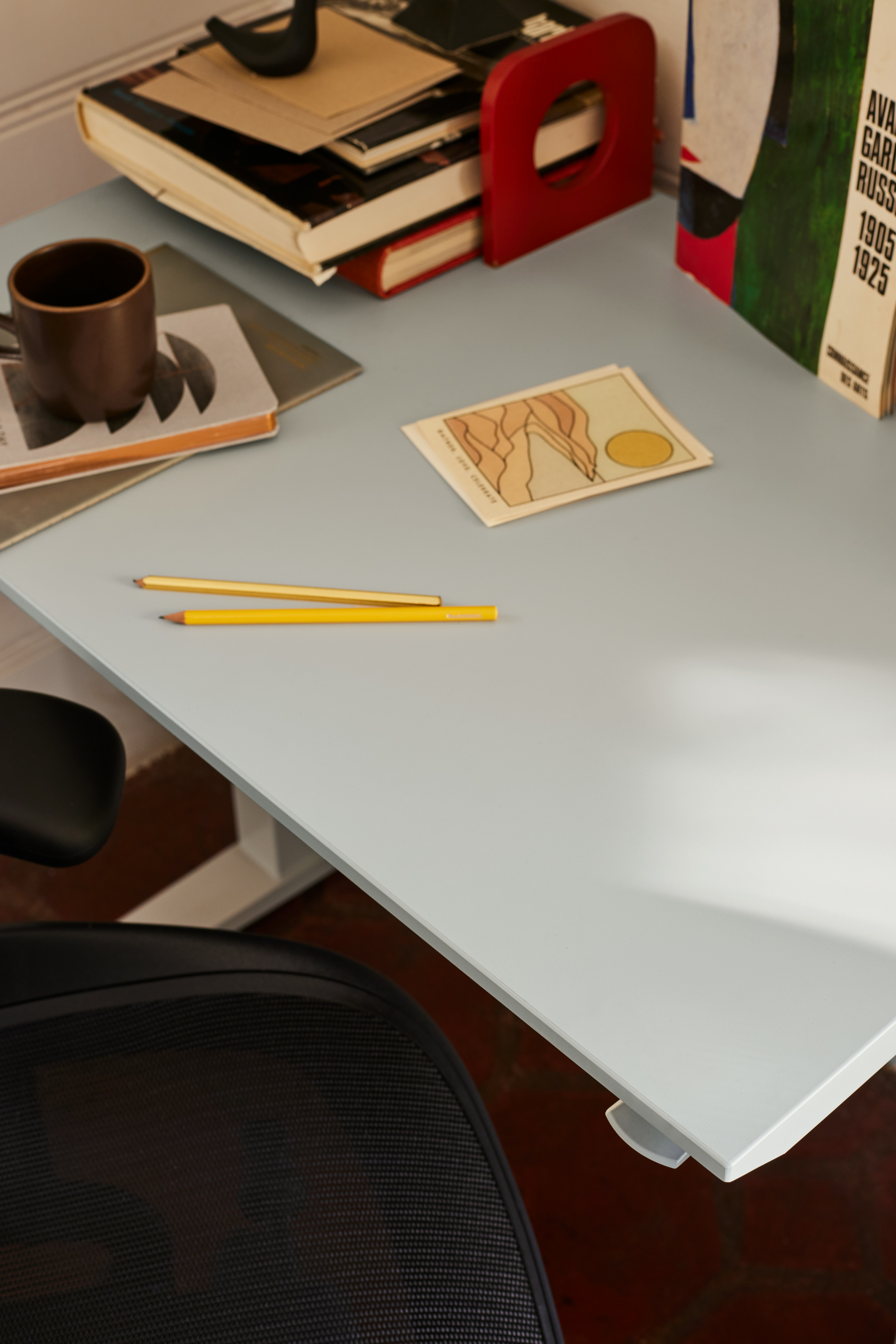 Renew Sit-To-Stand Desk