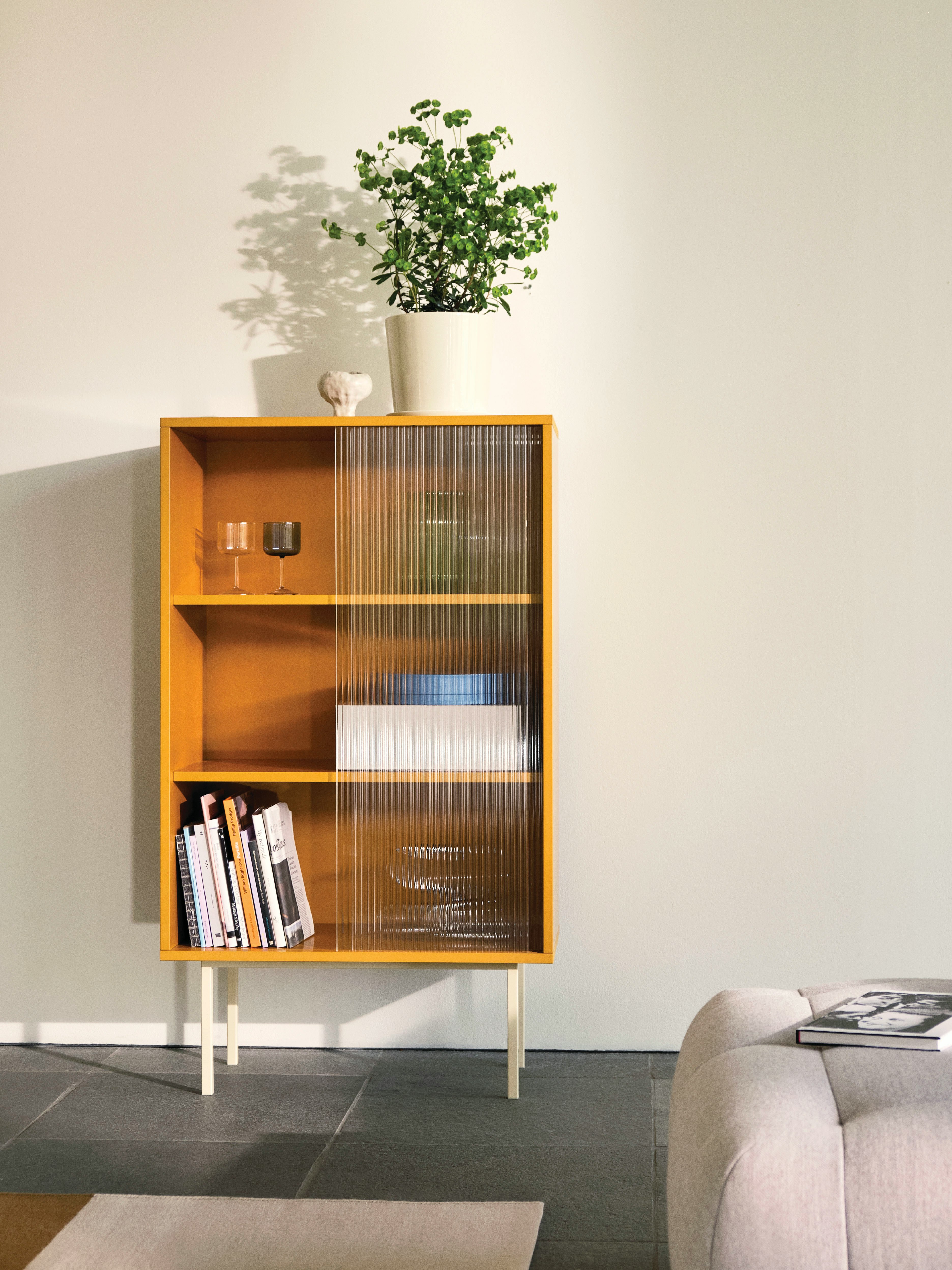 Colour Cabinet - Floor 