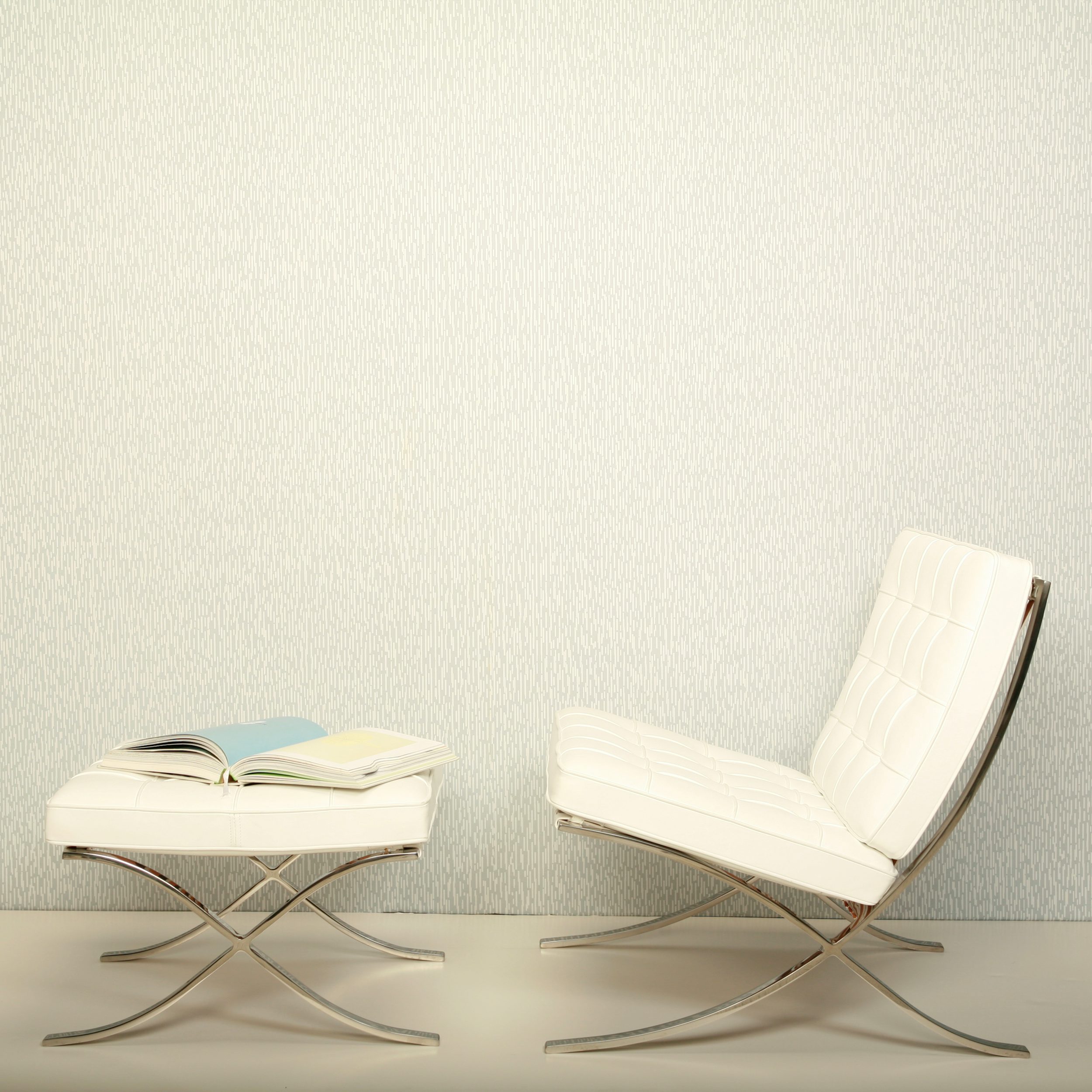 Barcelona Stool, Fabric | Knoll Barcelona Stool, Fabric | Knoll
