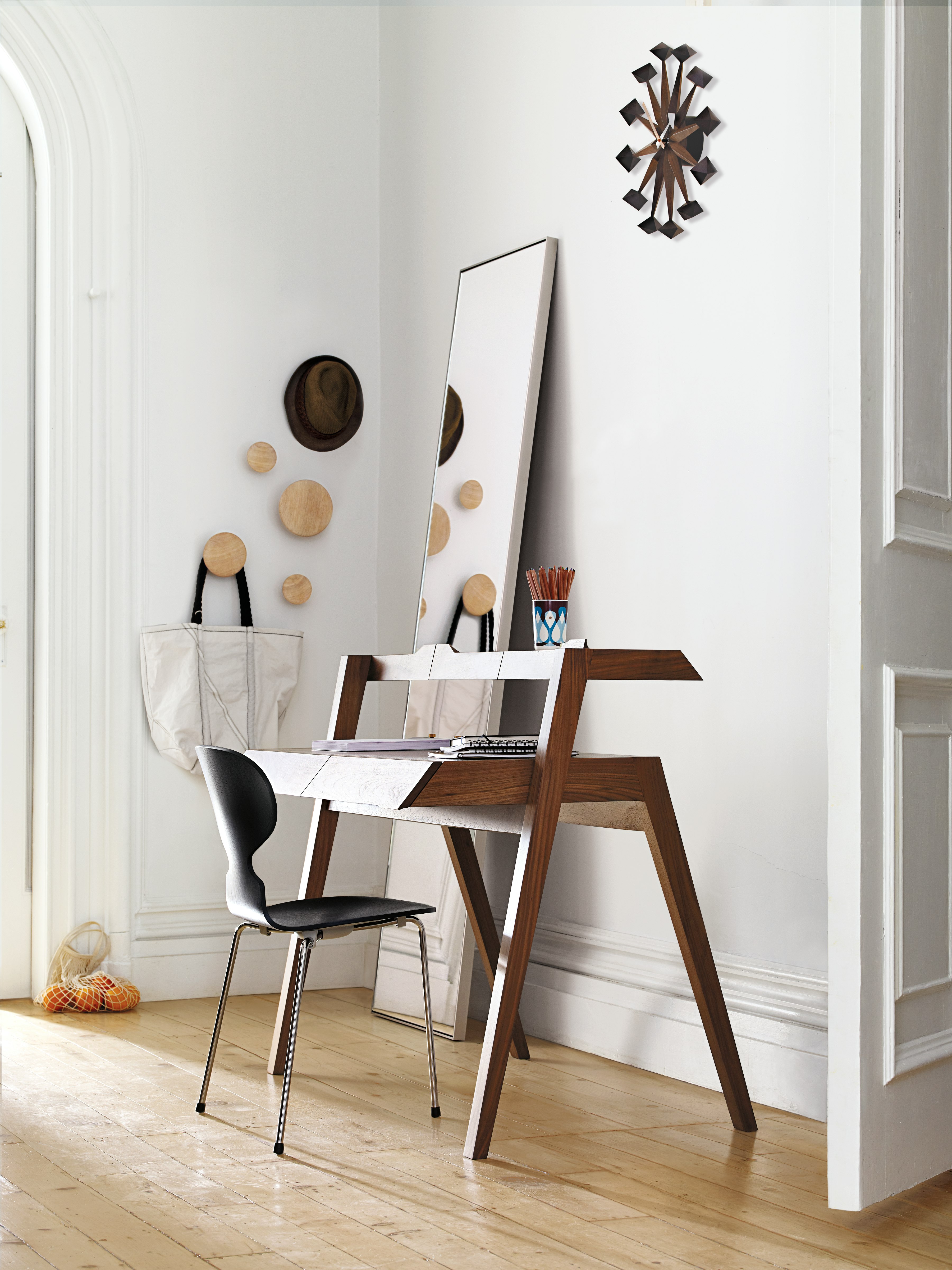 Nelson Polygon Clock