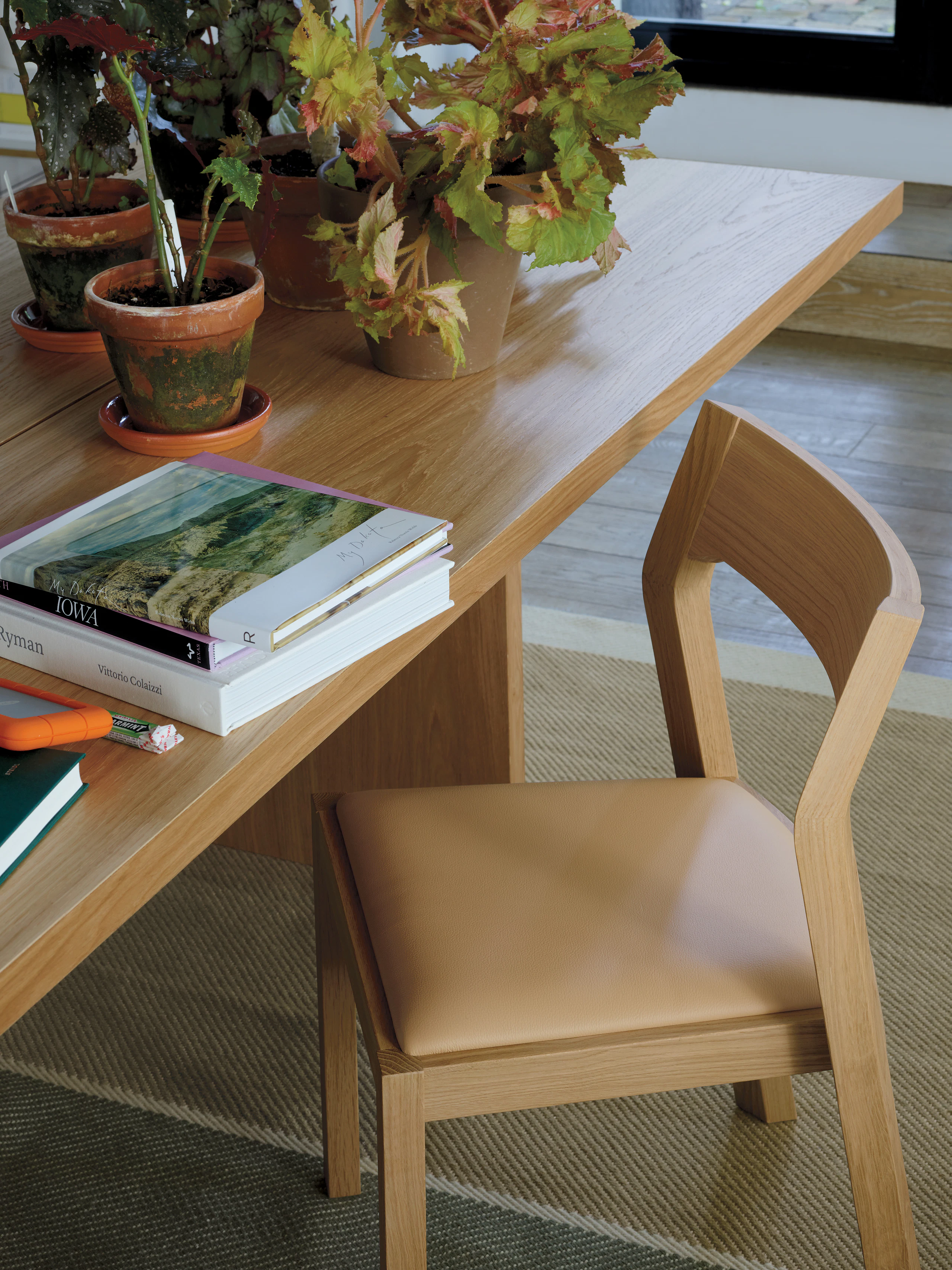 Profile Chair