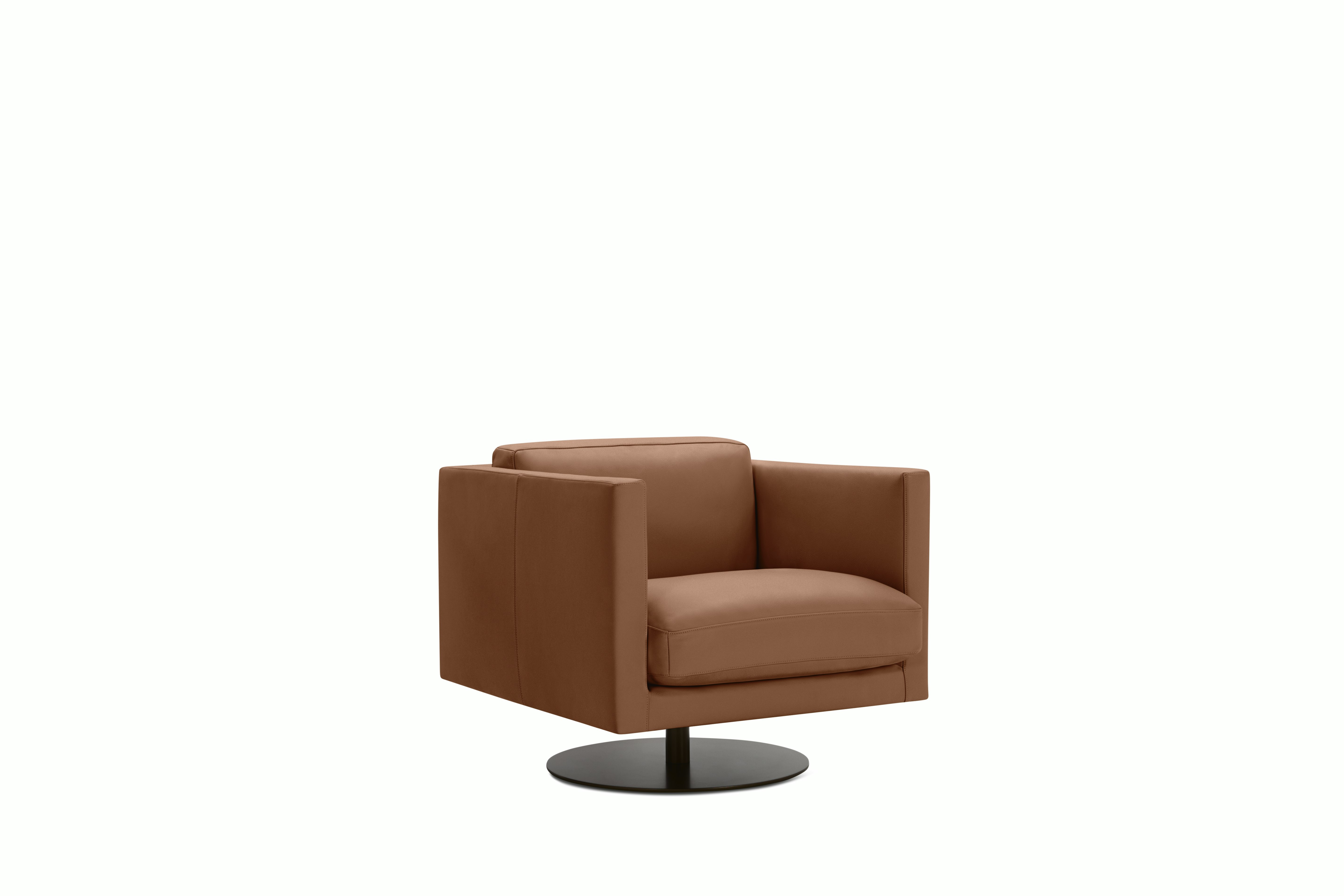 Comolino Swivel Chair