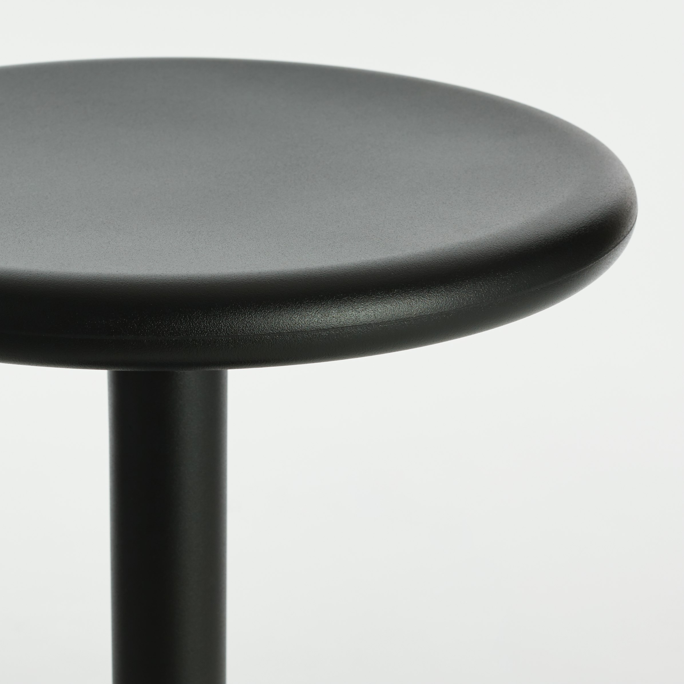 Tibu Piston Stool