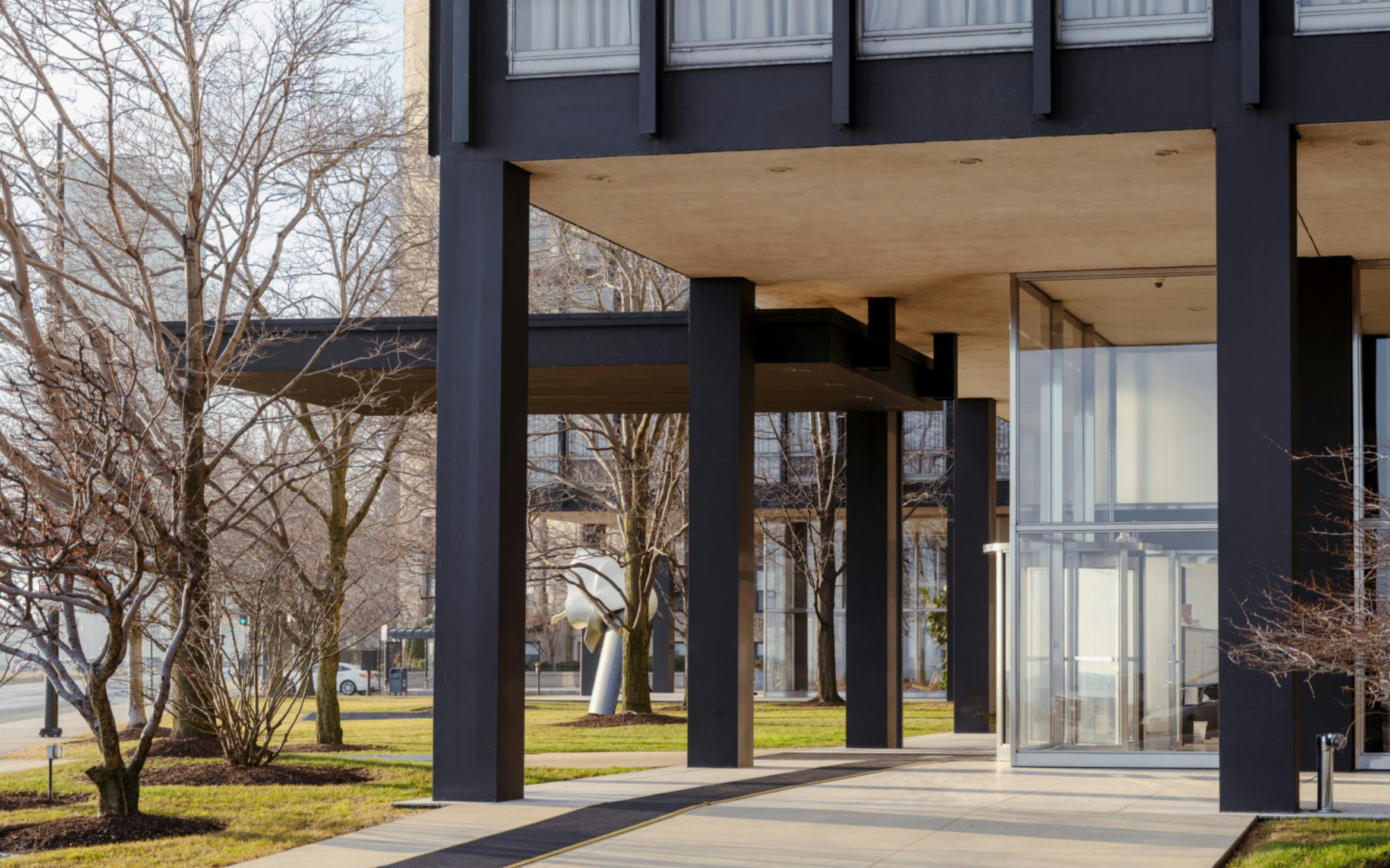 Knoll Shu Story Dirk Lohan