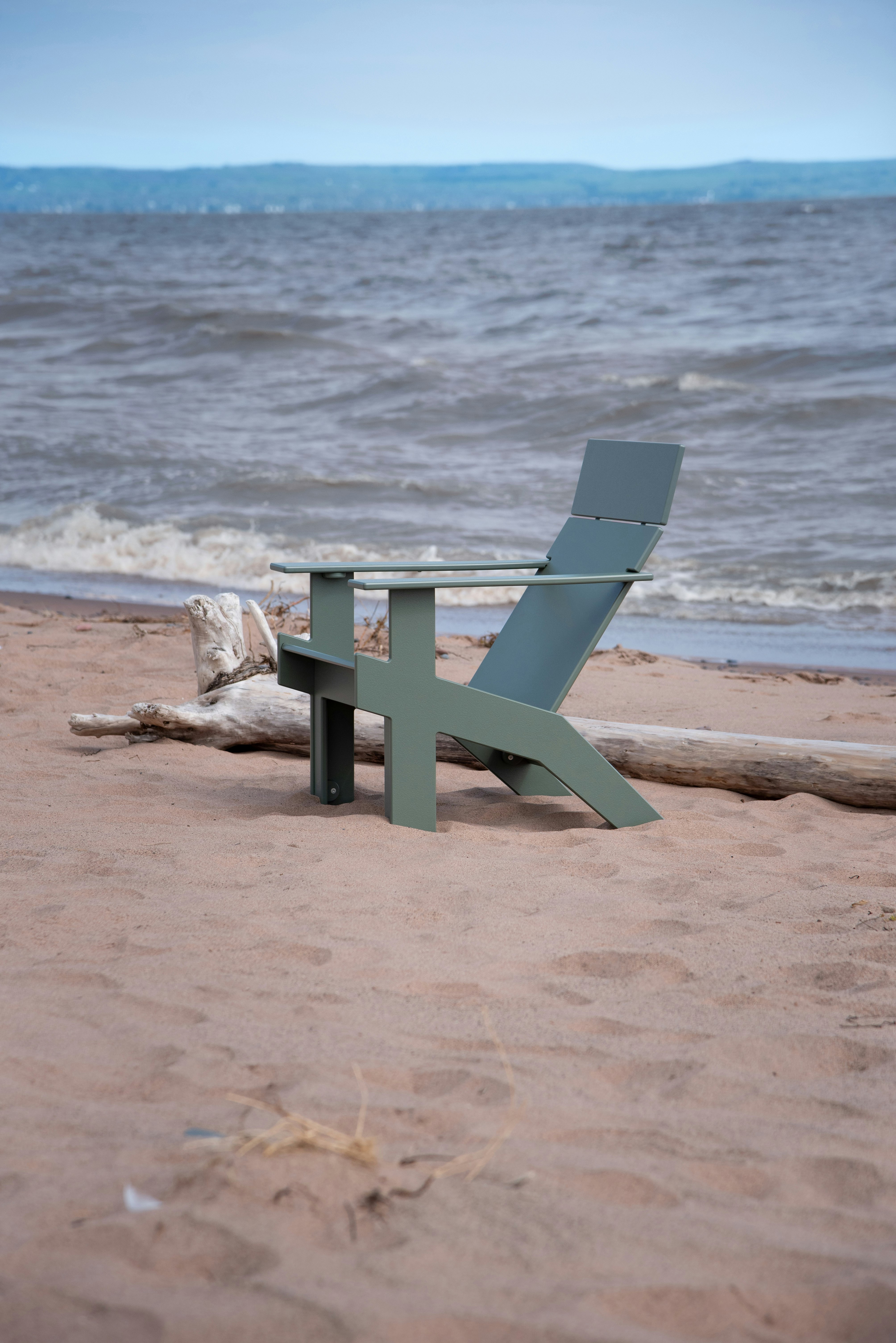 Lollygagger Lounge Chair