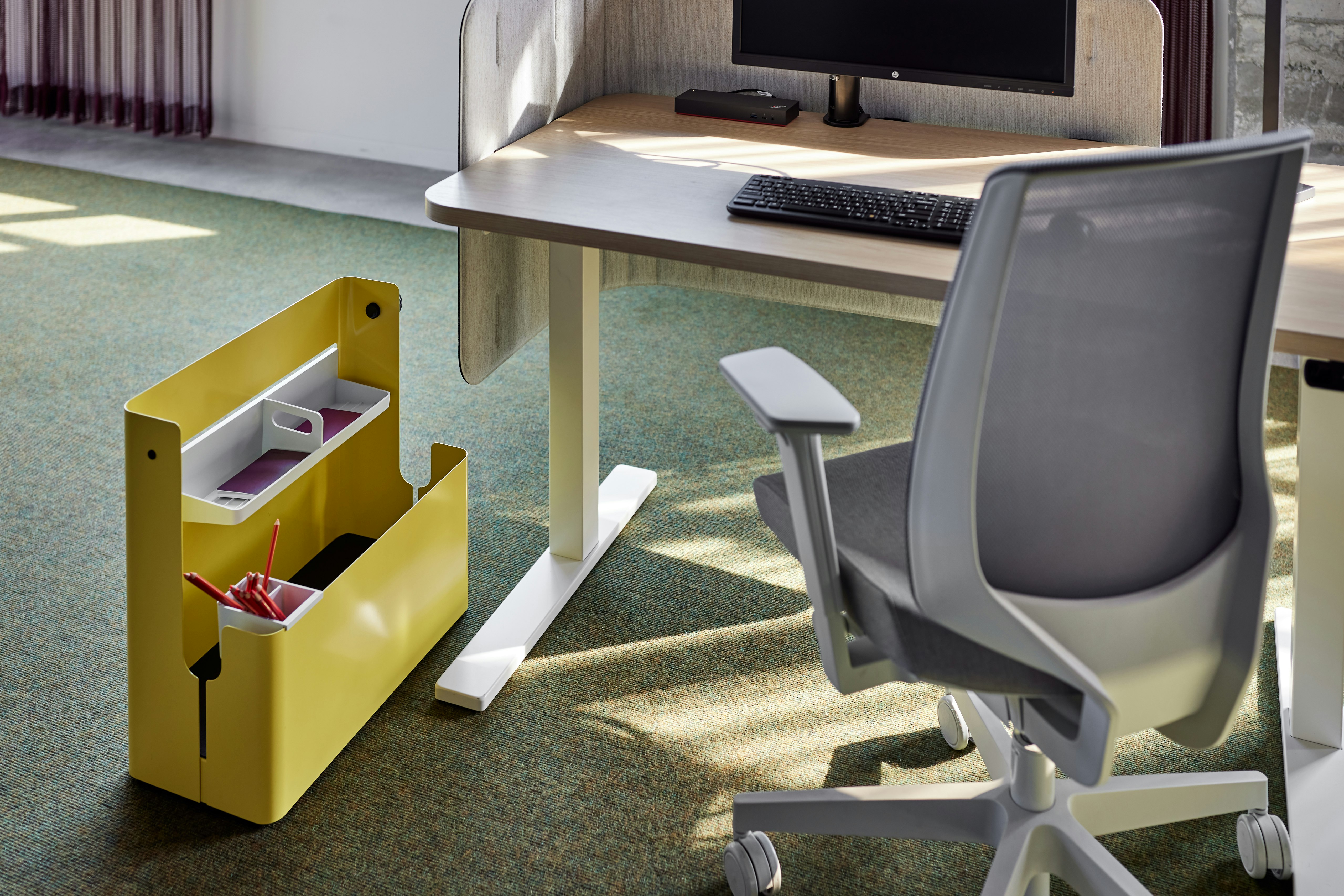 KnollExtra Wexby Mobile Bin