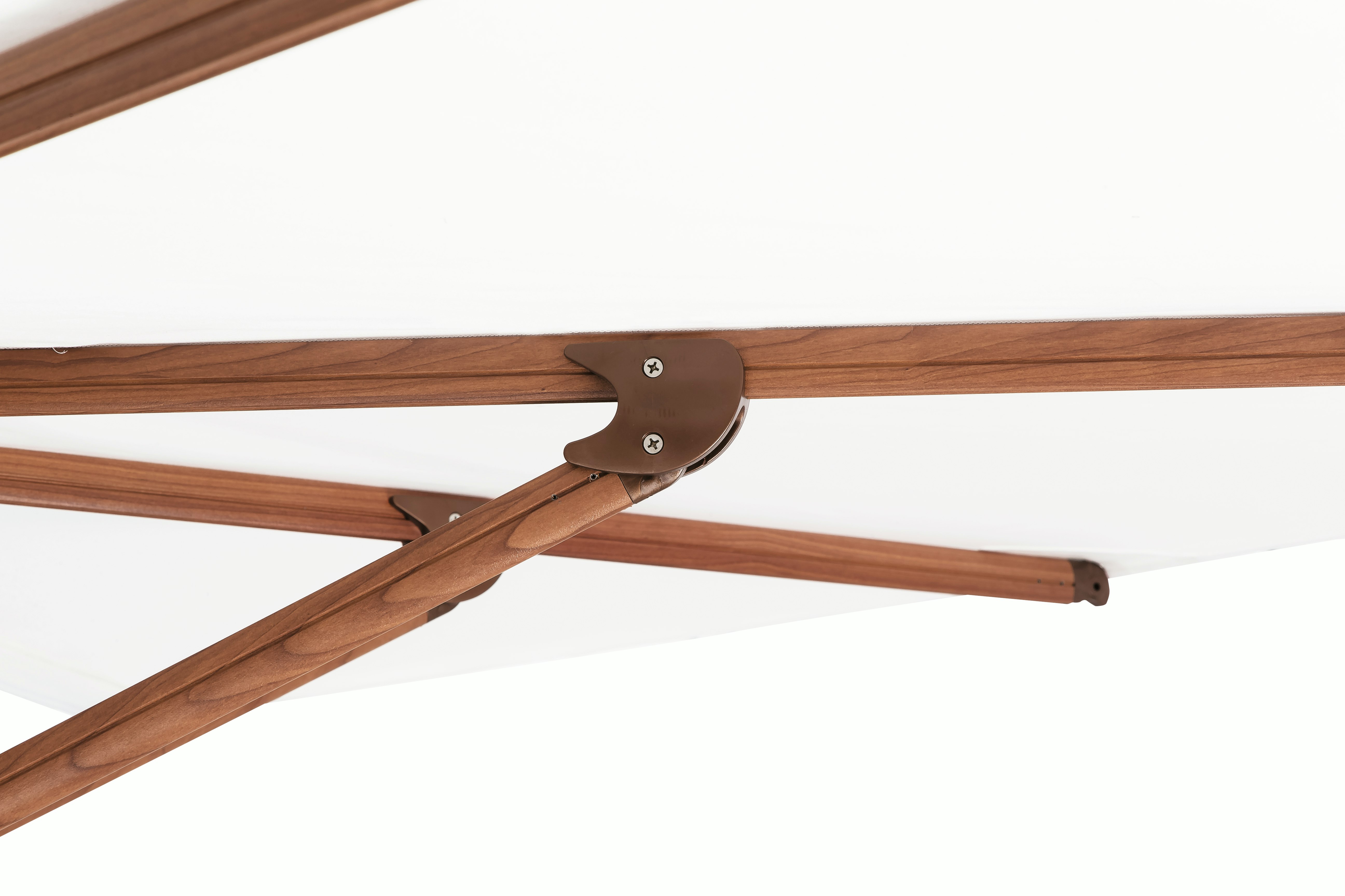 Tuuci Ocean Master Max Low-Profile Cantilever Umbrella