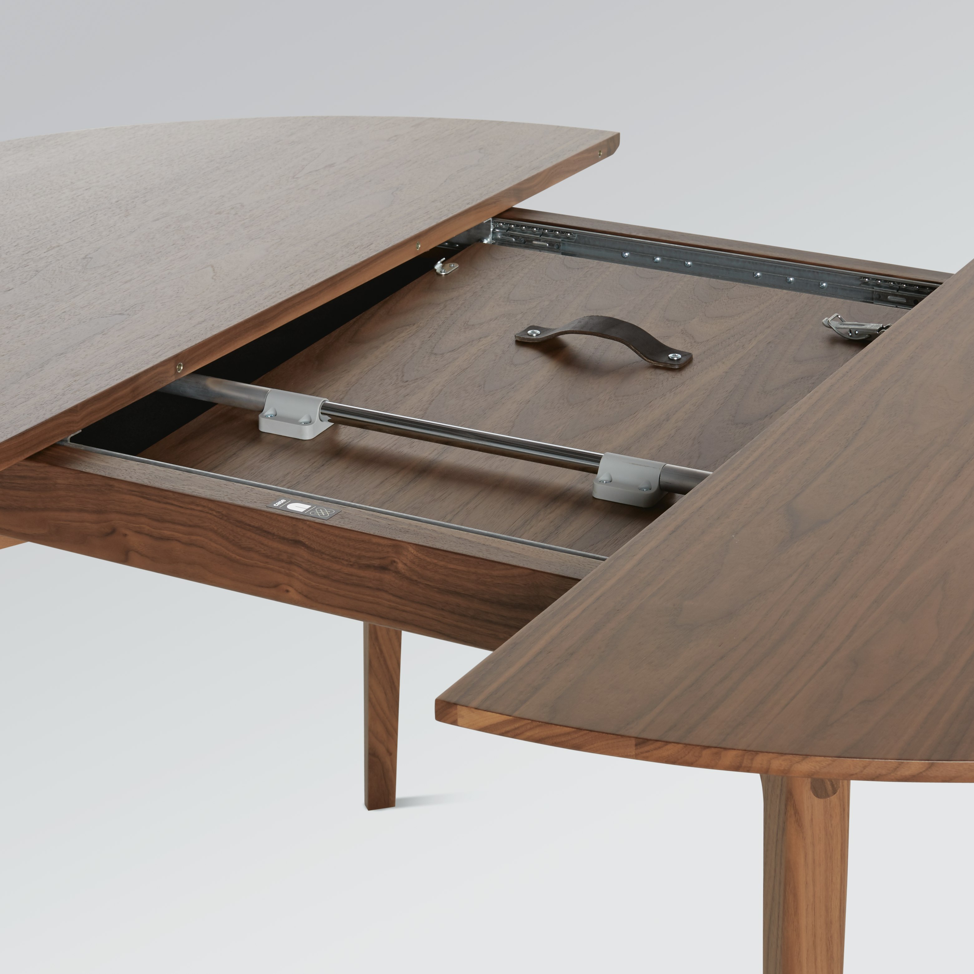 Dulwich Round Extension Table