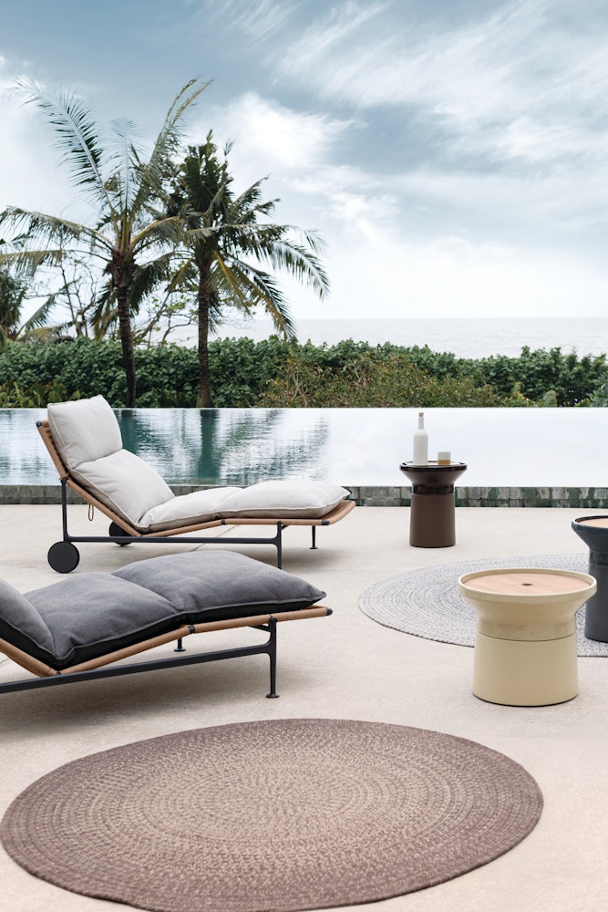 Coso Side Table