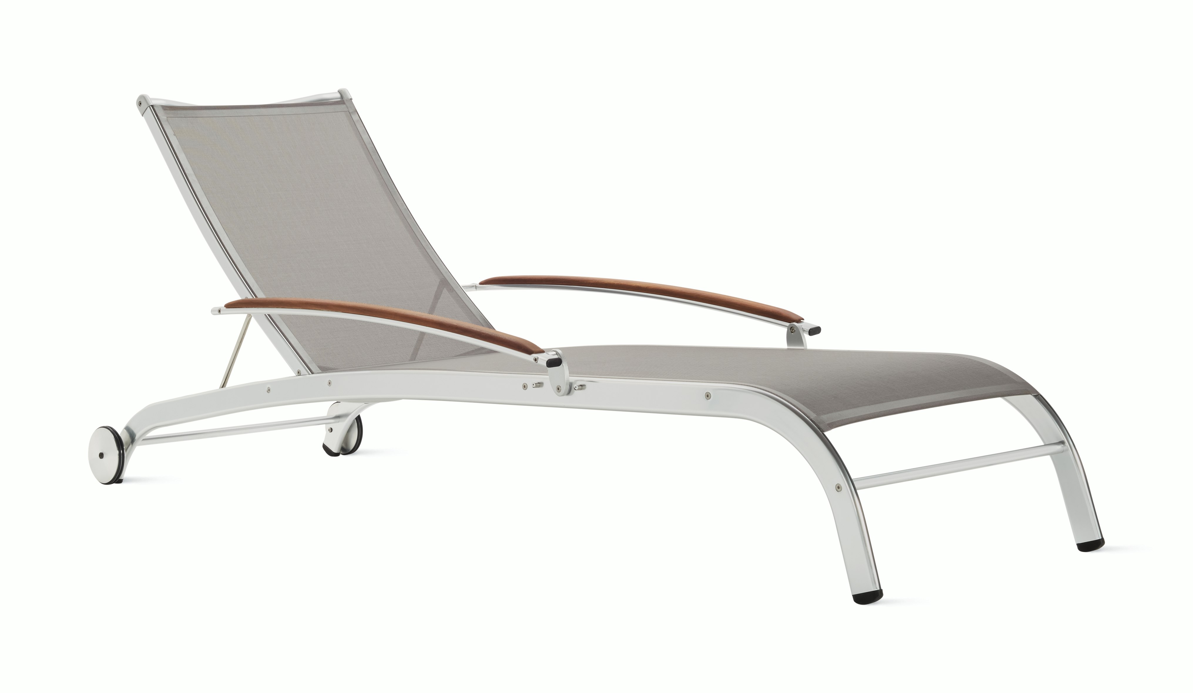 dwr outdoor chaise