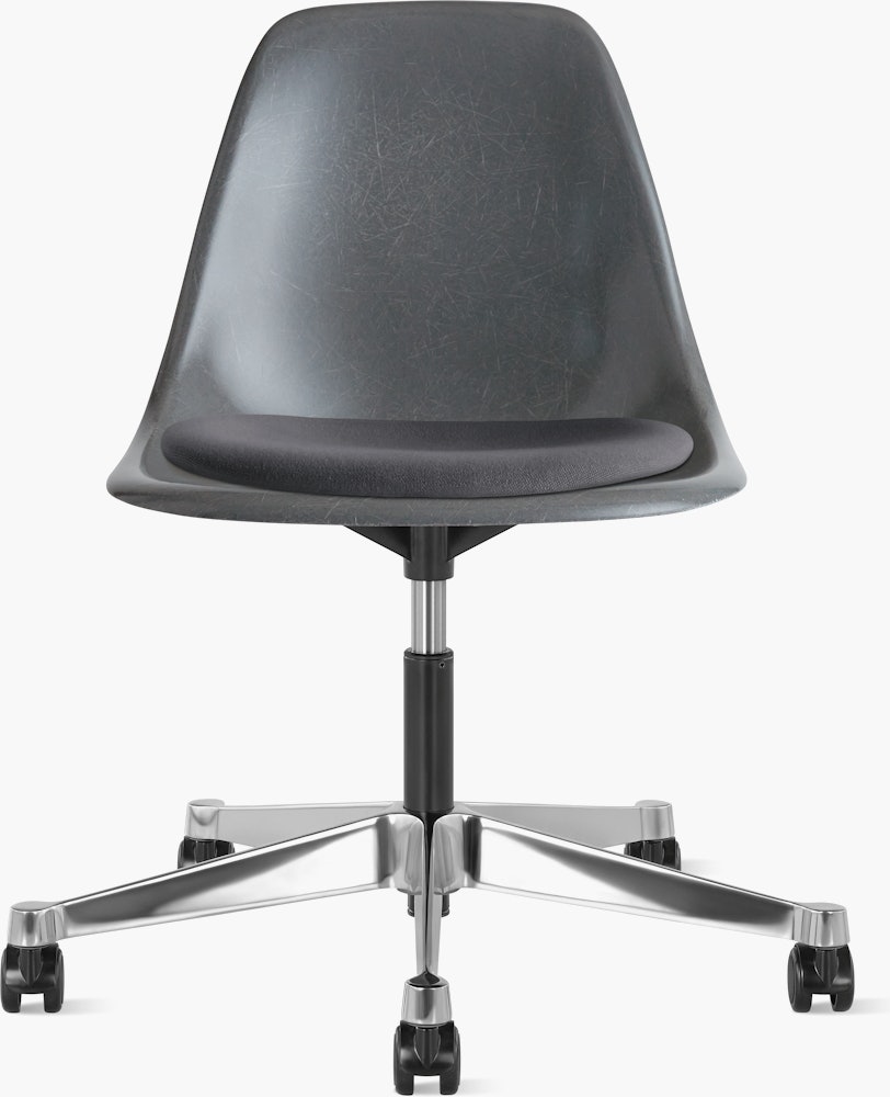 foran håndflade Array Eames Molded Fiberglass Task Side Chair with Seatpad – Design Within Reach