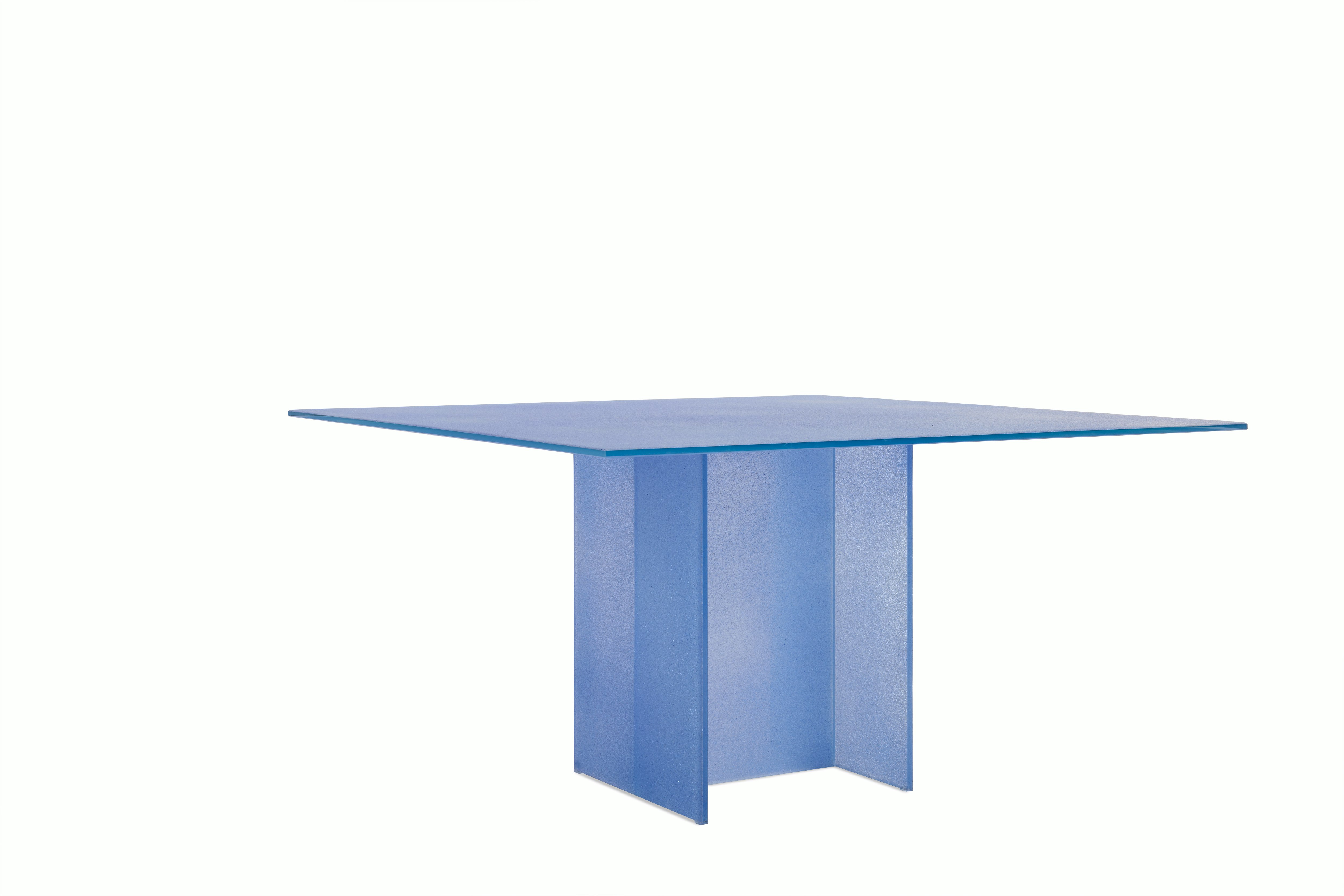 Simoon Glass Dining Table
