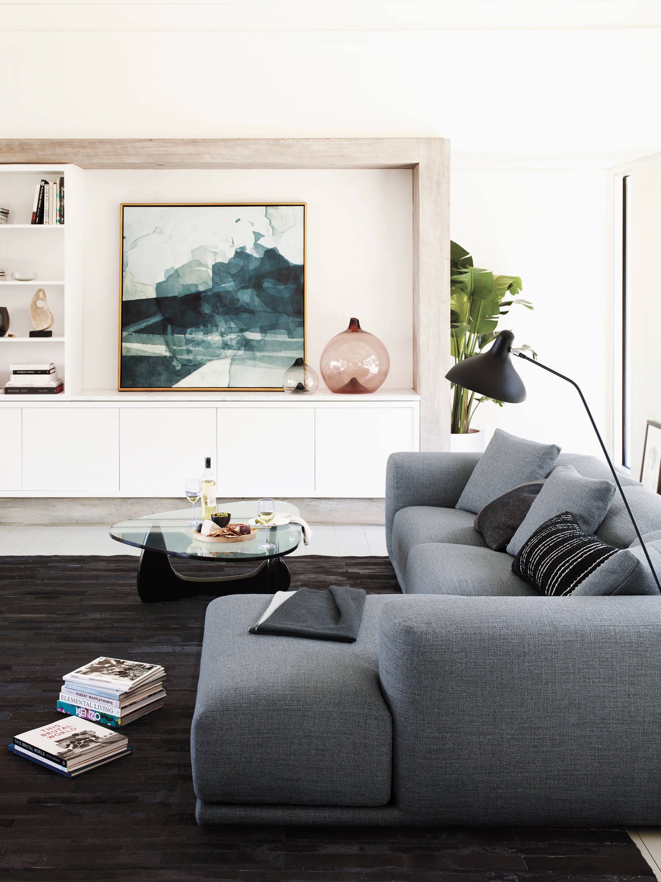 Kelston Sectional with Chaise Right