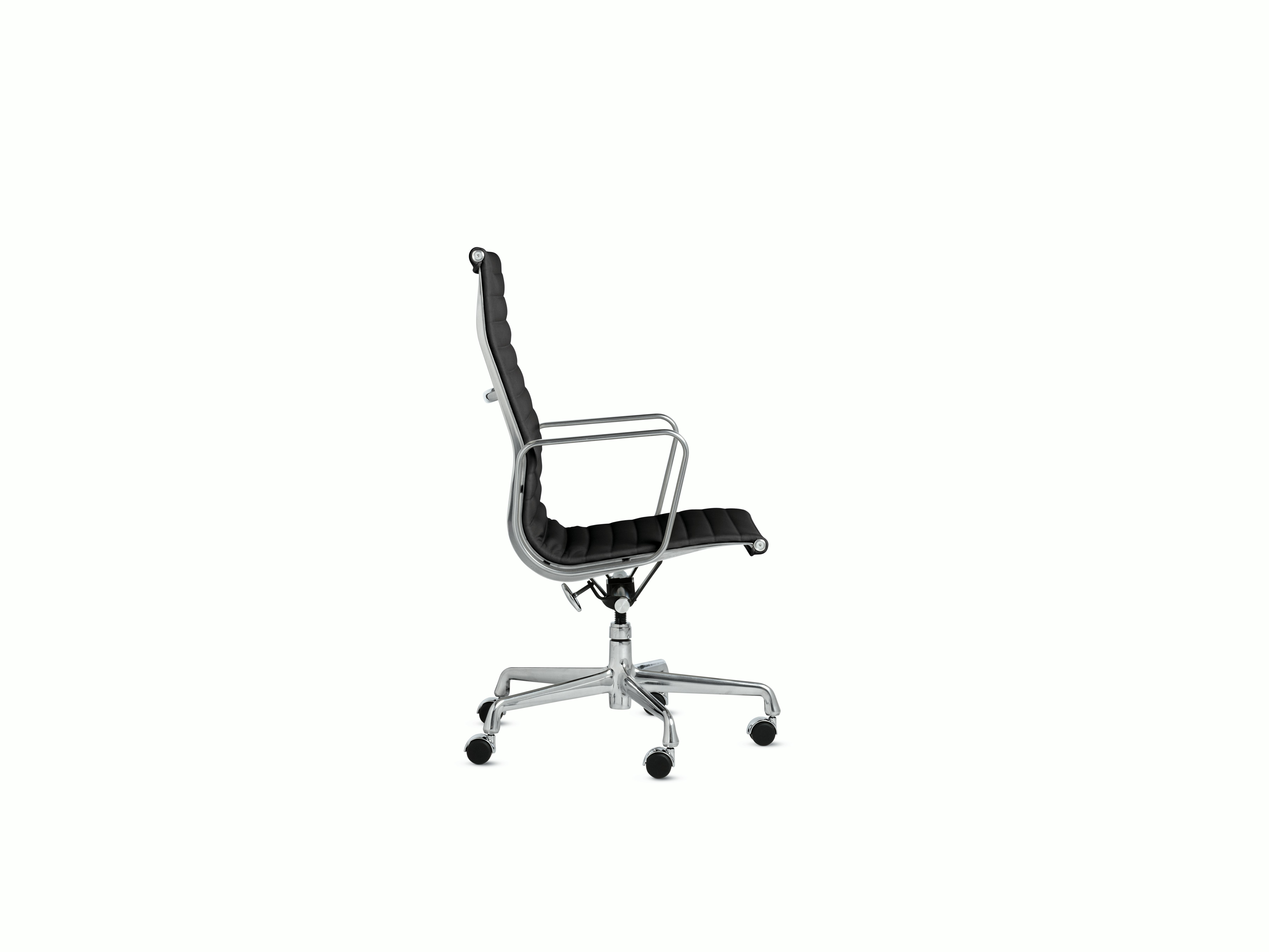 Eames Aluminum Group Executive Chair