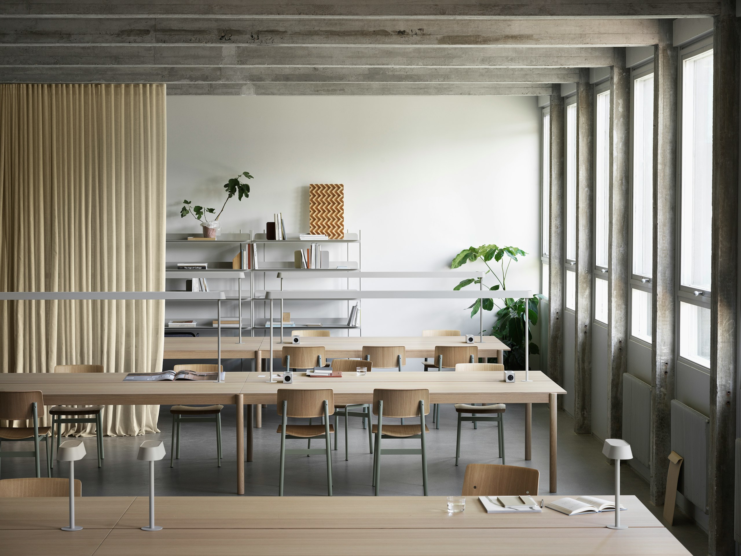 Linear system table config 2 oak loft chair dusty green linear mounted lamp grey compile config 8 grey muuto med res