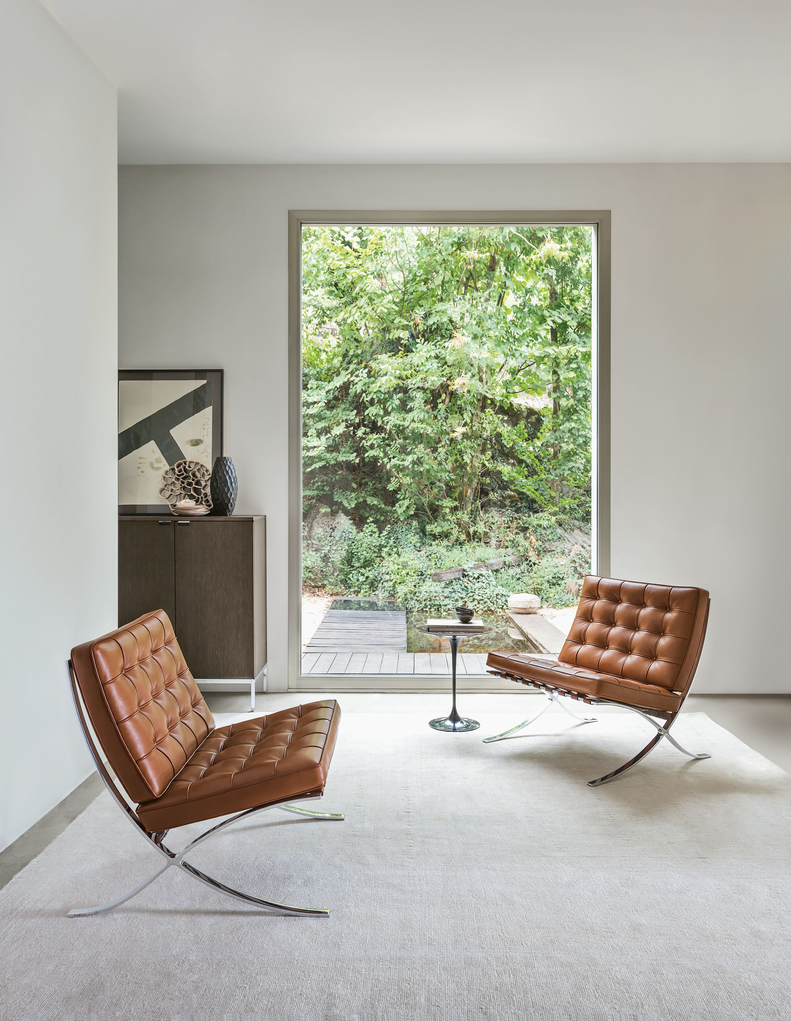 Barcelona Chair, Knoll | MillerKnoll Barcelona Chair, Knoll | MillerKnoll