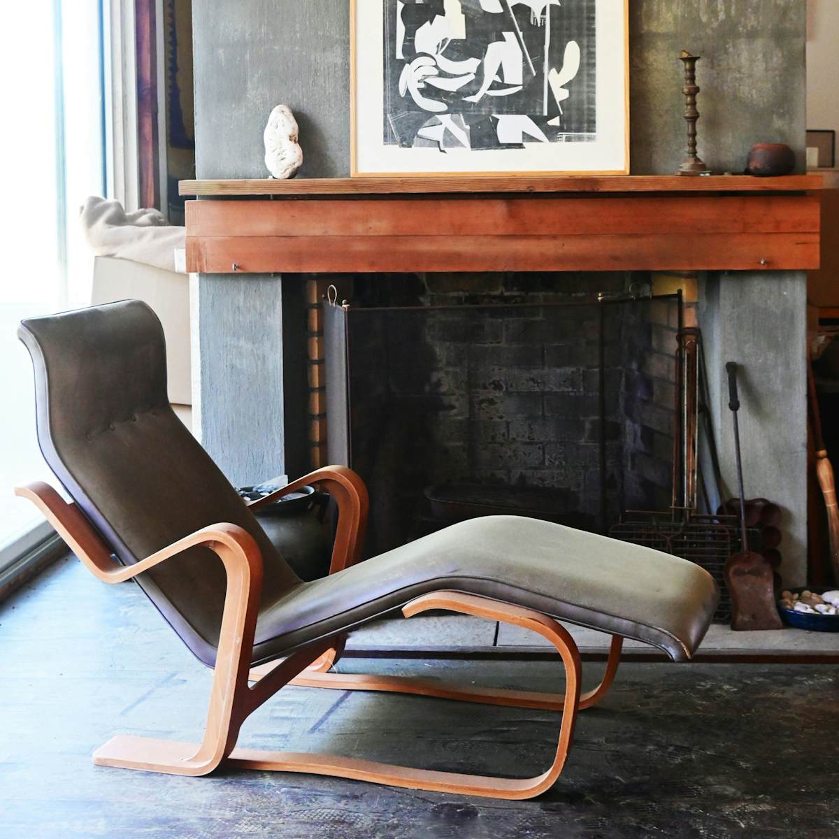 Marcel Breuer Long Chair in the studio. Photo by Antoine Lorgnier.