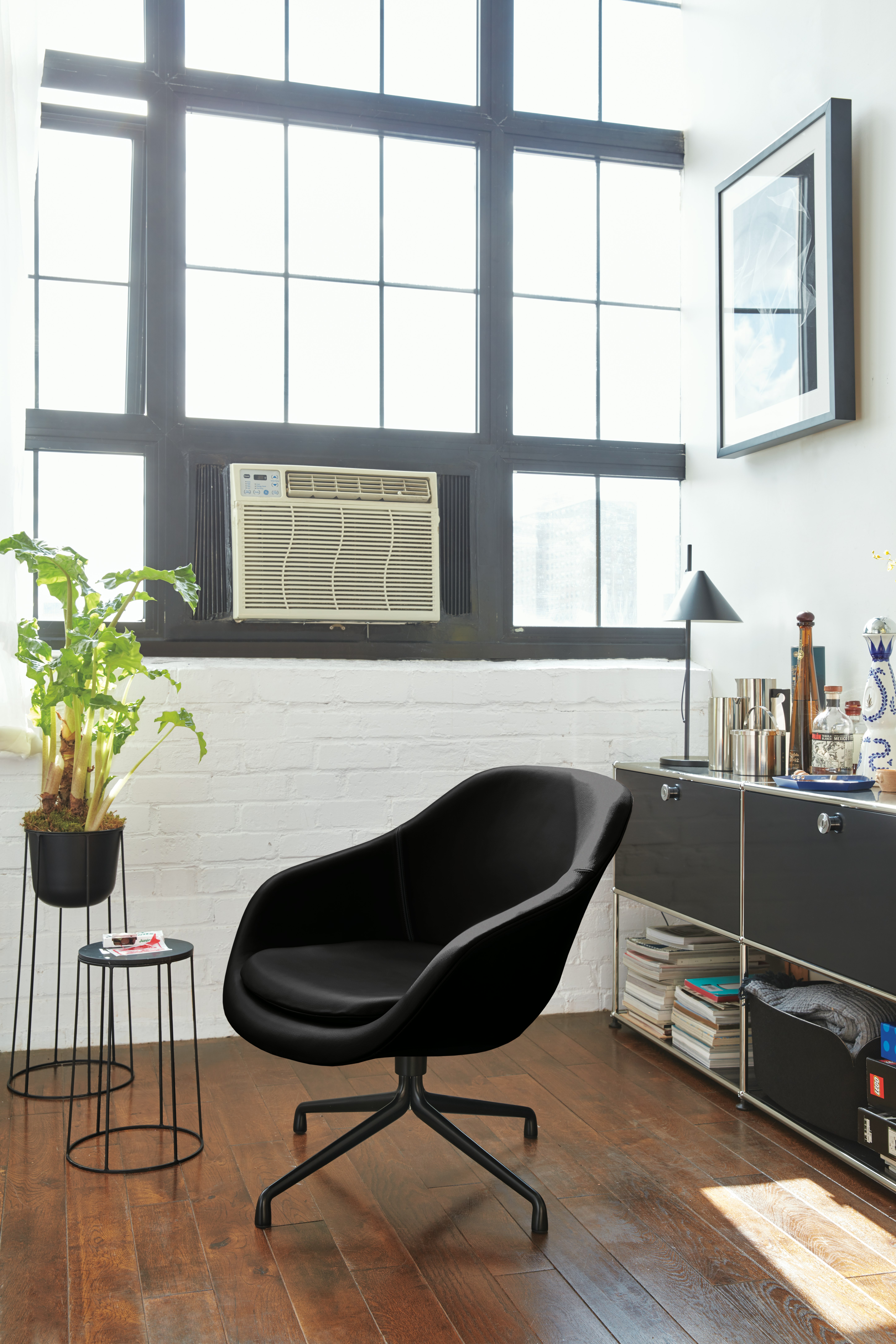 About A Lounge 81 Swivel Chair, Low Back