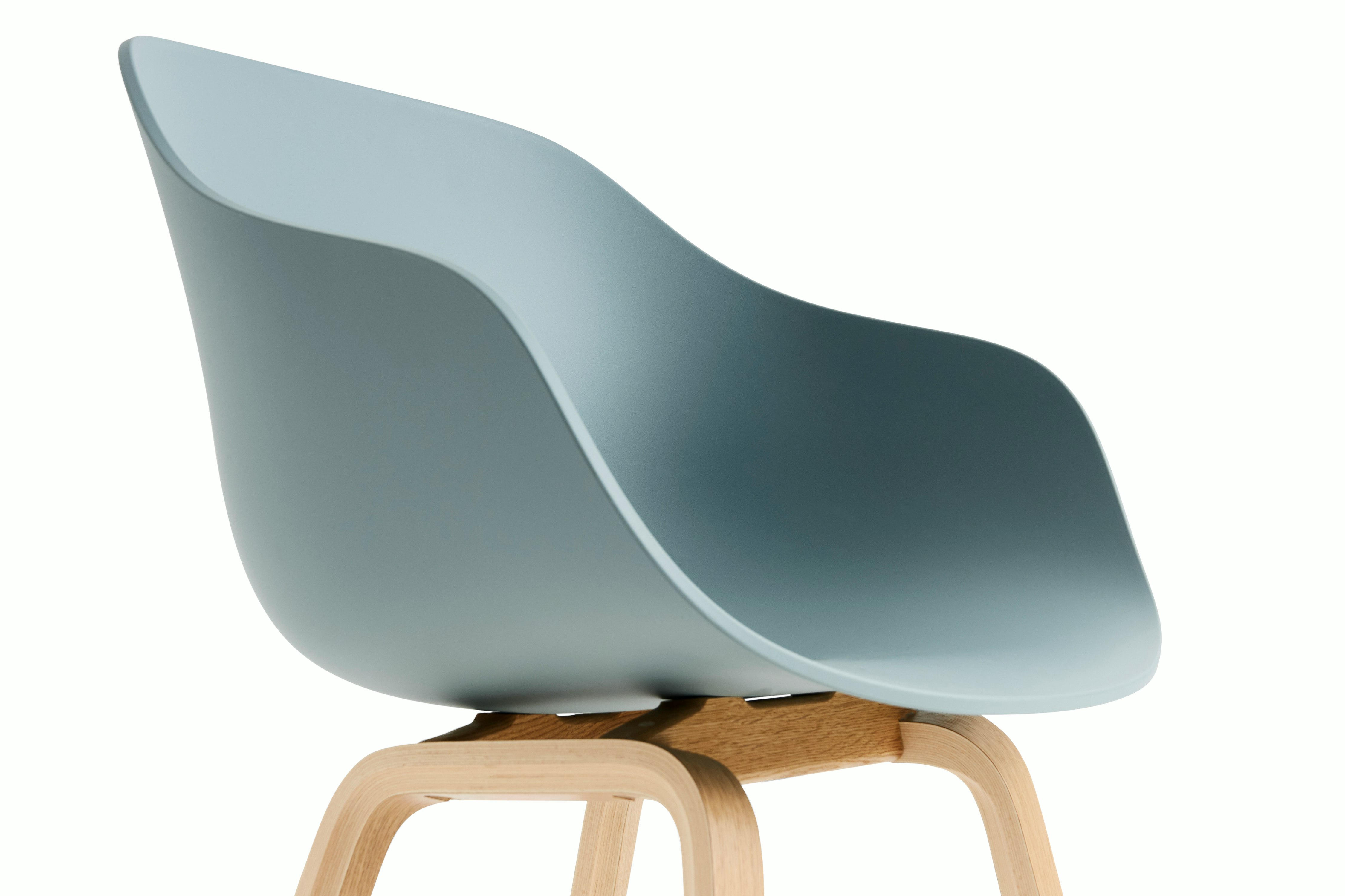 About A Chair 222 Armchair 2.0