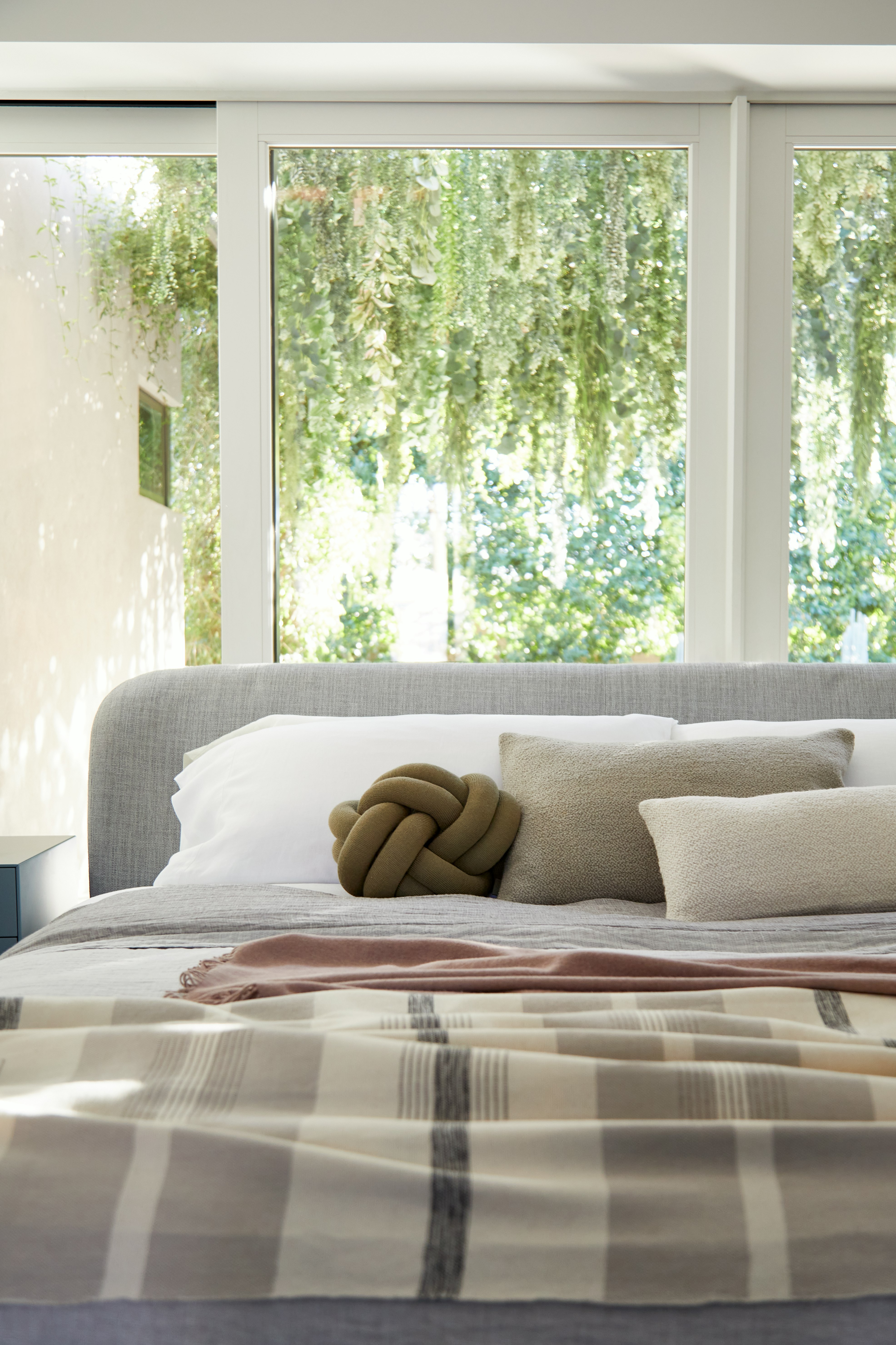 Knot Pillow and Throws