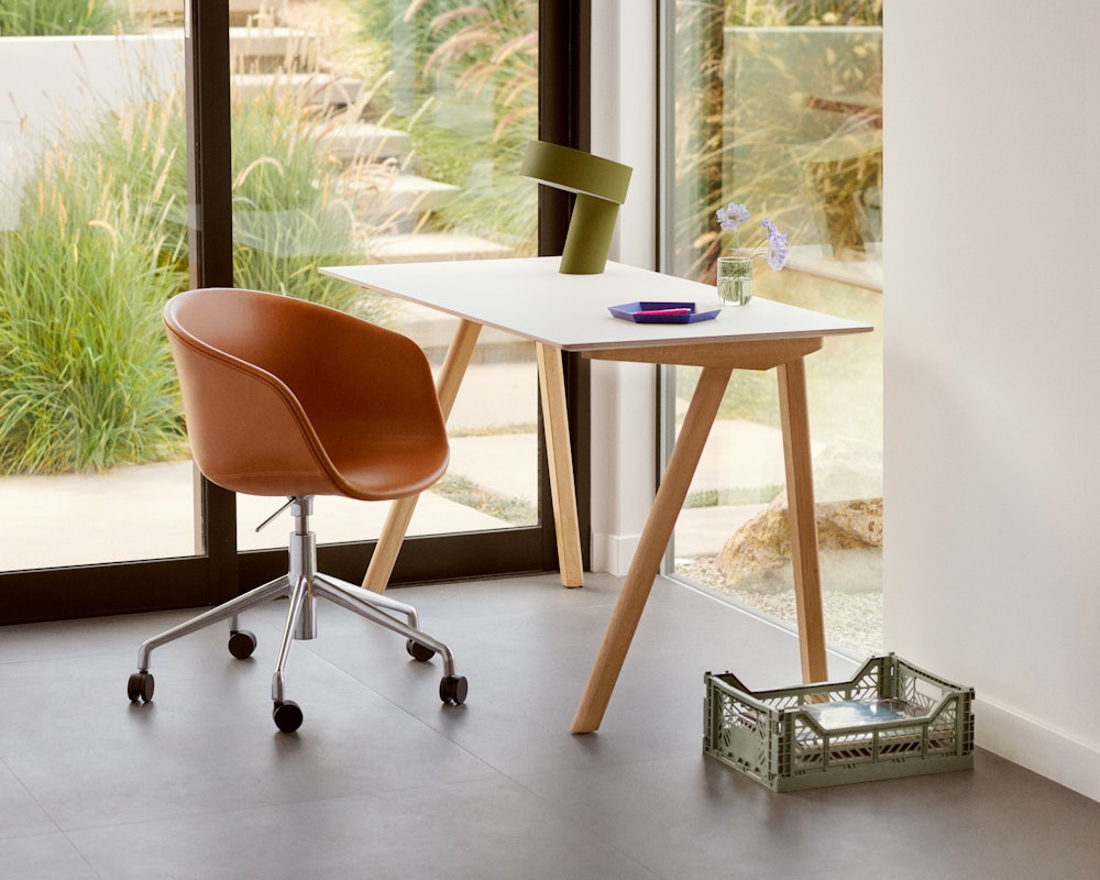 About A Chair 53 Task Armchair