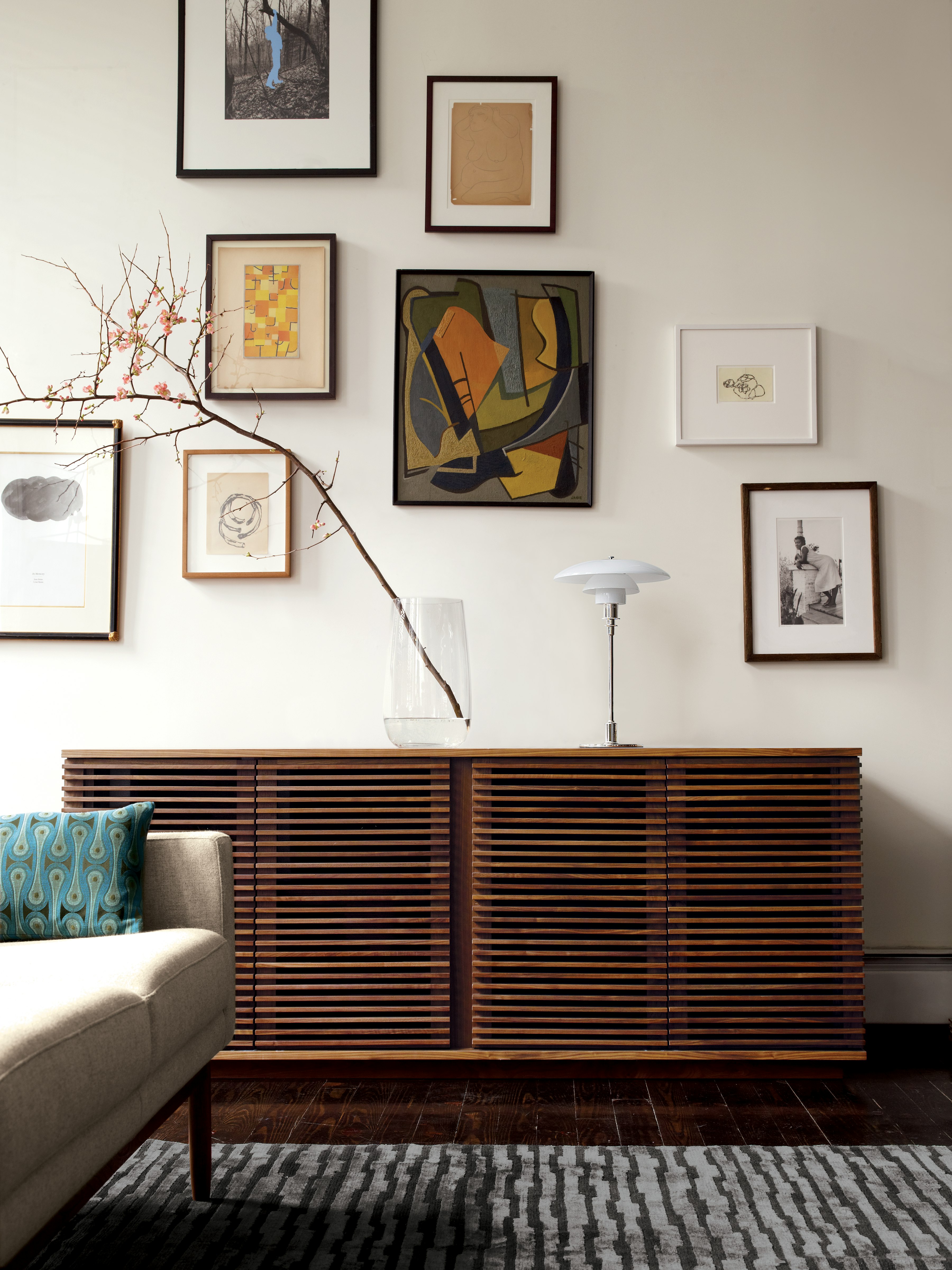 Line Credenza